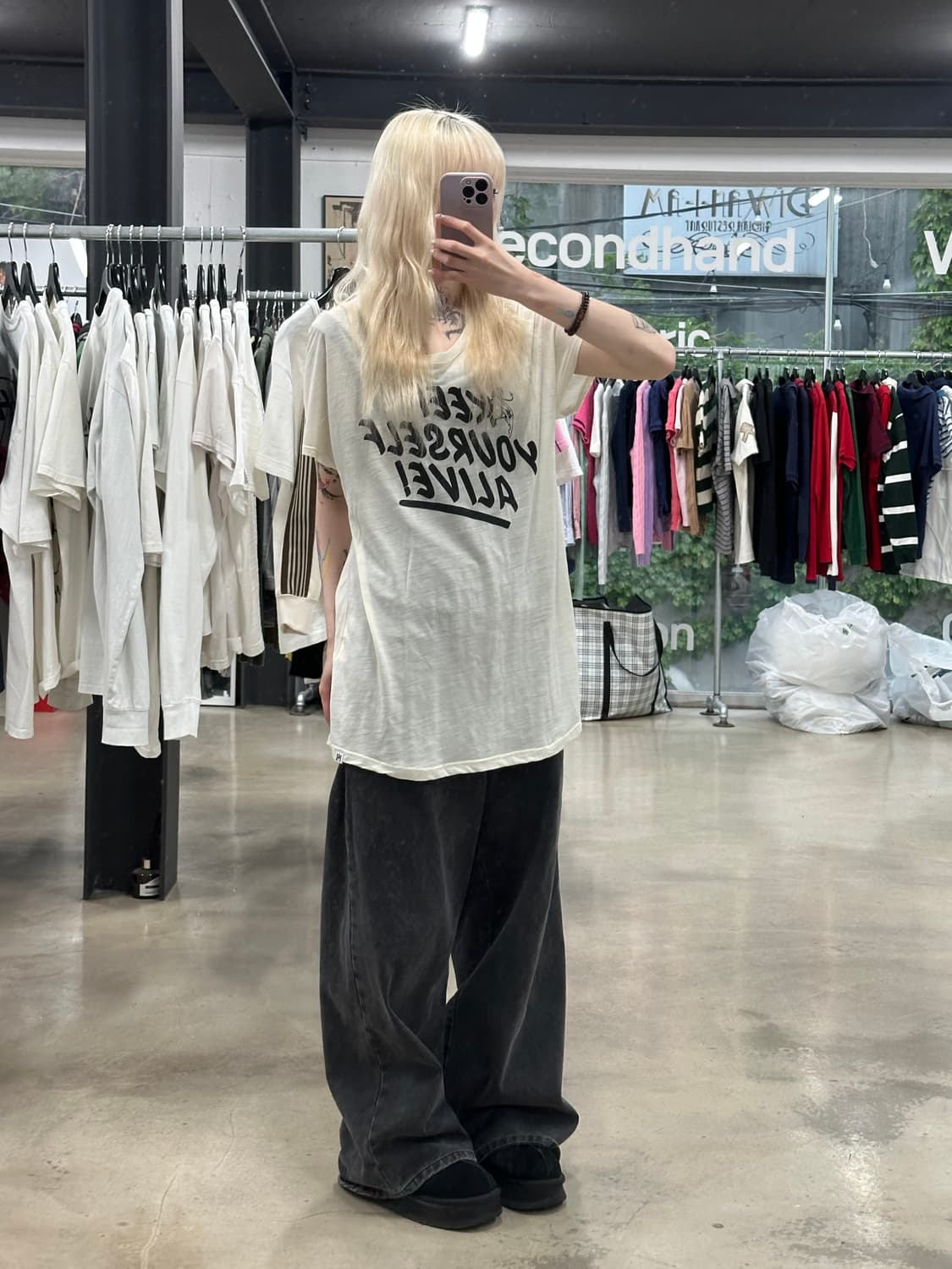 히스테릭 글래머 원숄더 아이보리 KEEP YOURSELF ALIVE! 반 상품이미지3