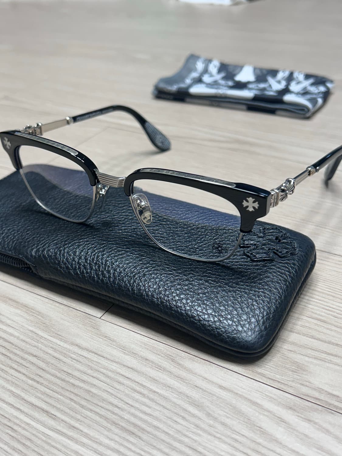 [53] 크롬하츠 보넨노이슈어2 블랙/실버 상품이미지3