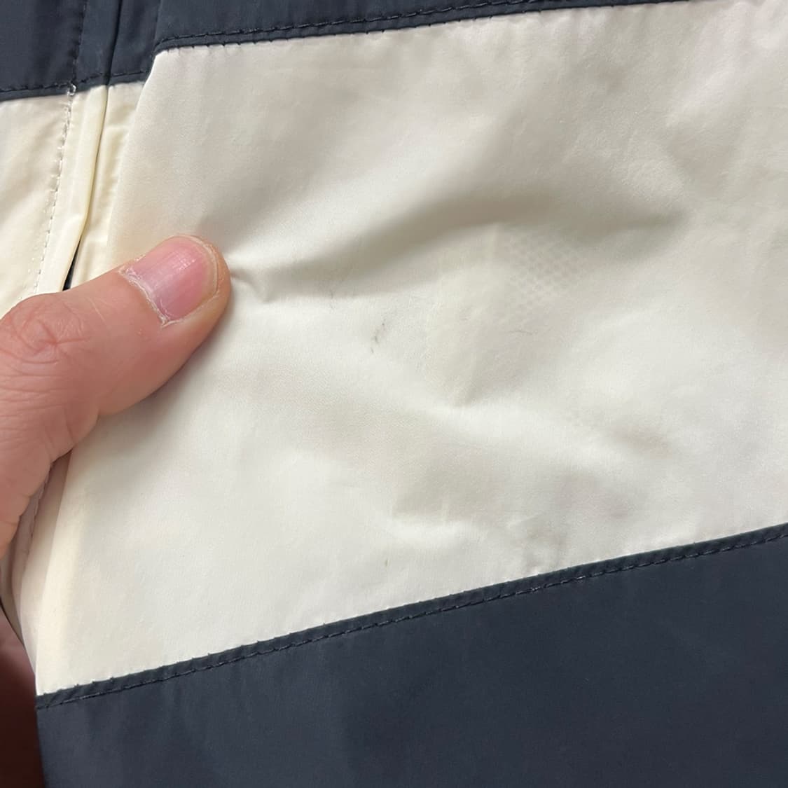 나이키 스우시 코코넛밀크 우븐 바람막이 자켓 L 상품이미지5