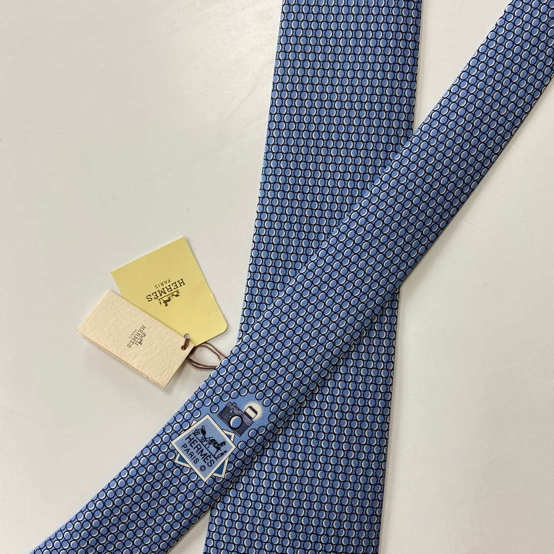 새상품 신형 에르메스 명품 정품넥타이(HERMES) 8.2cm 상품이미지4