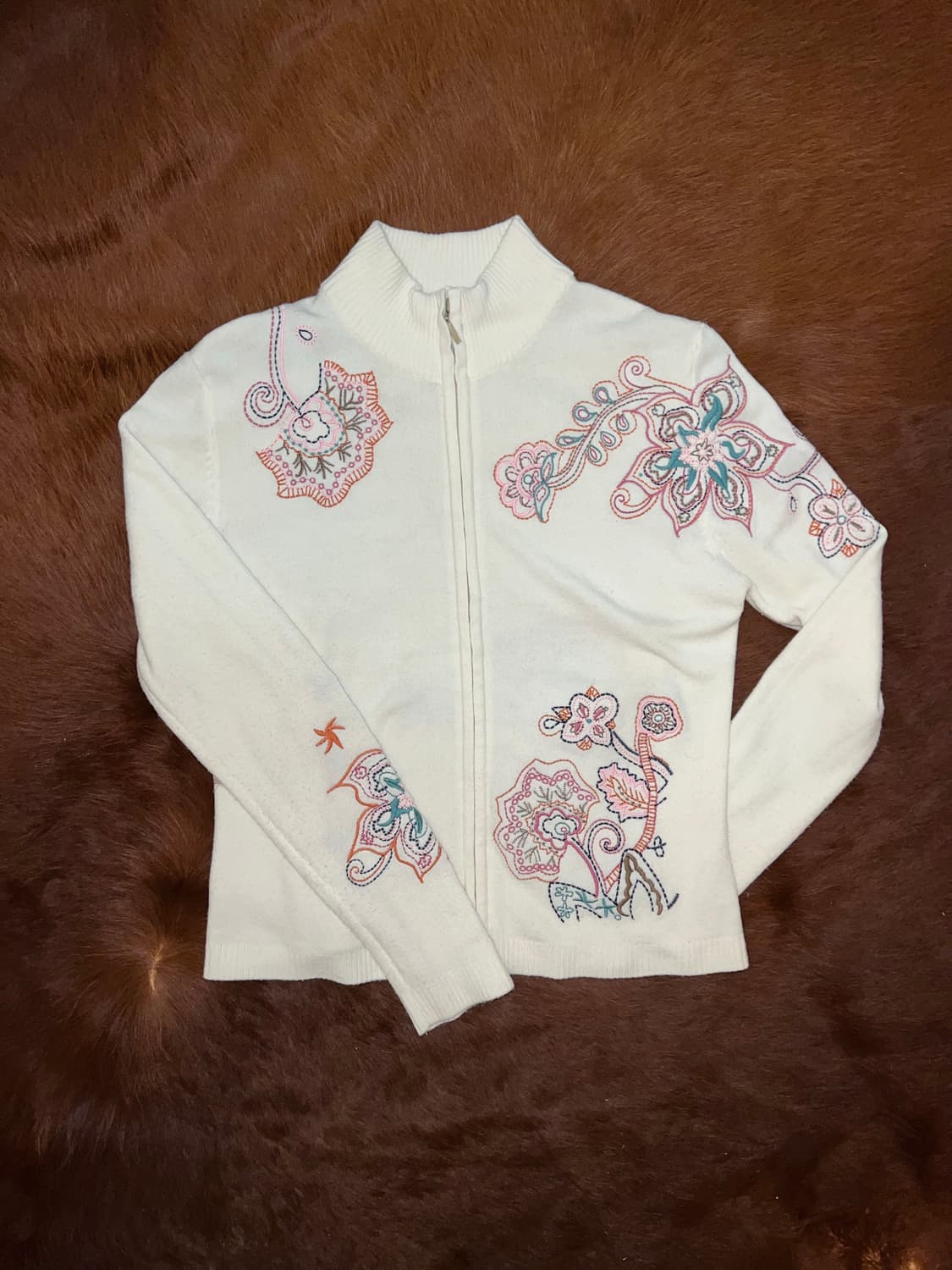 floral embroidered 상품이미지1