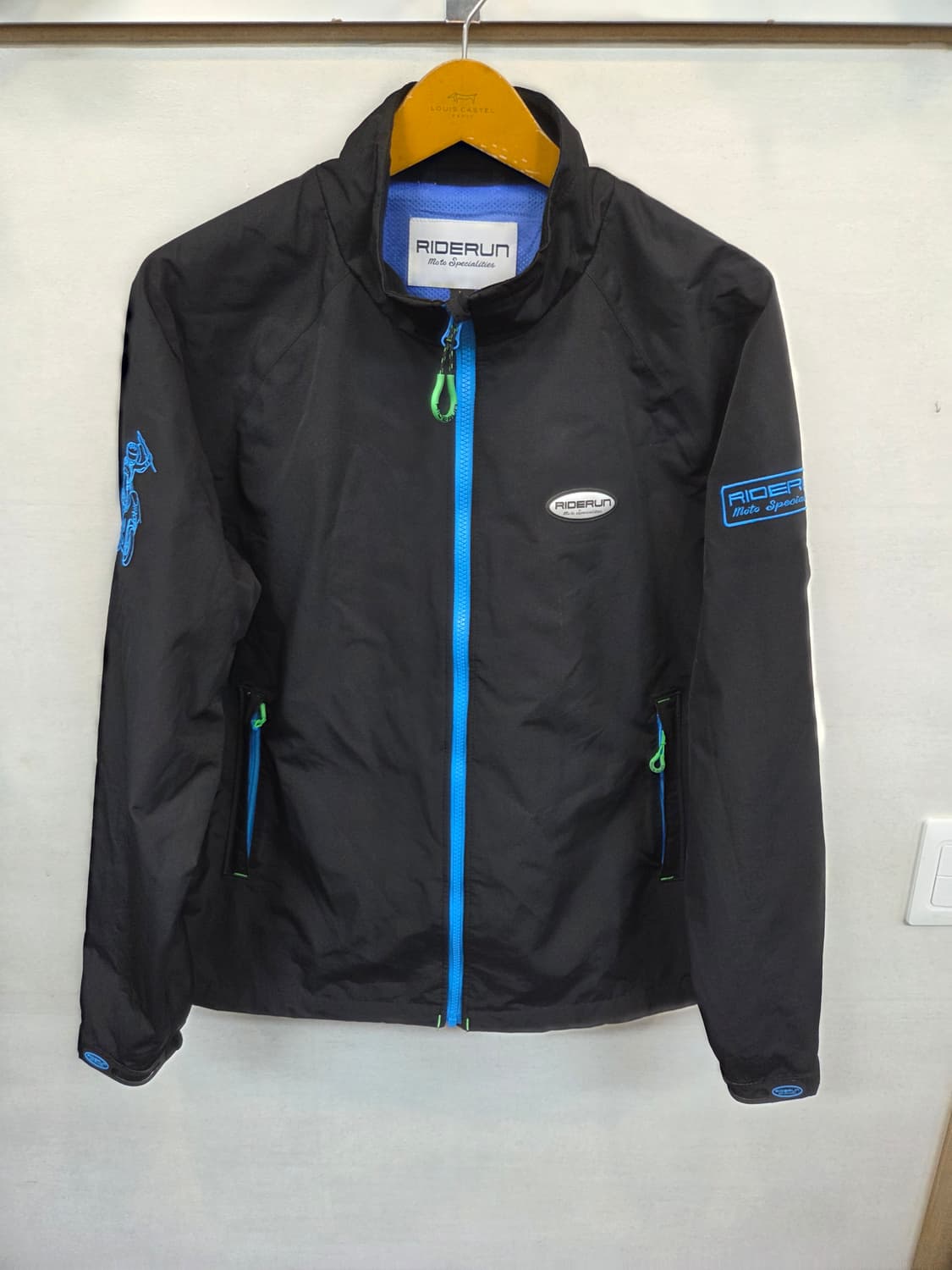 와이더런 자수로고 방수 레인 바람막이 자켓 L 상품이미지1