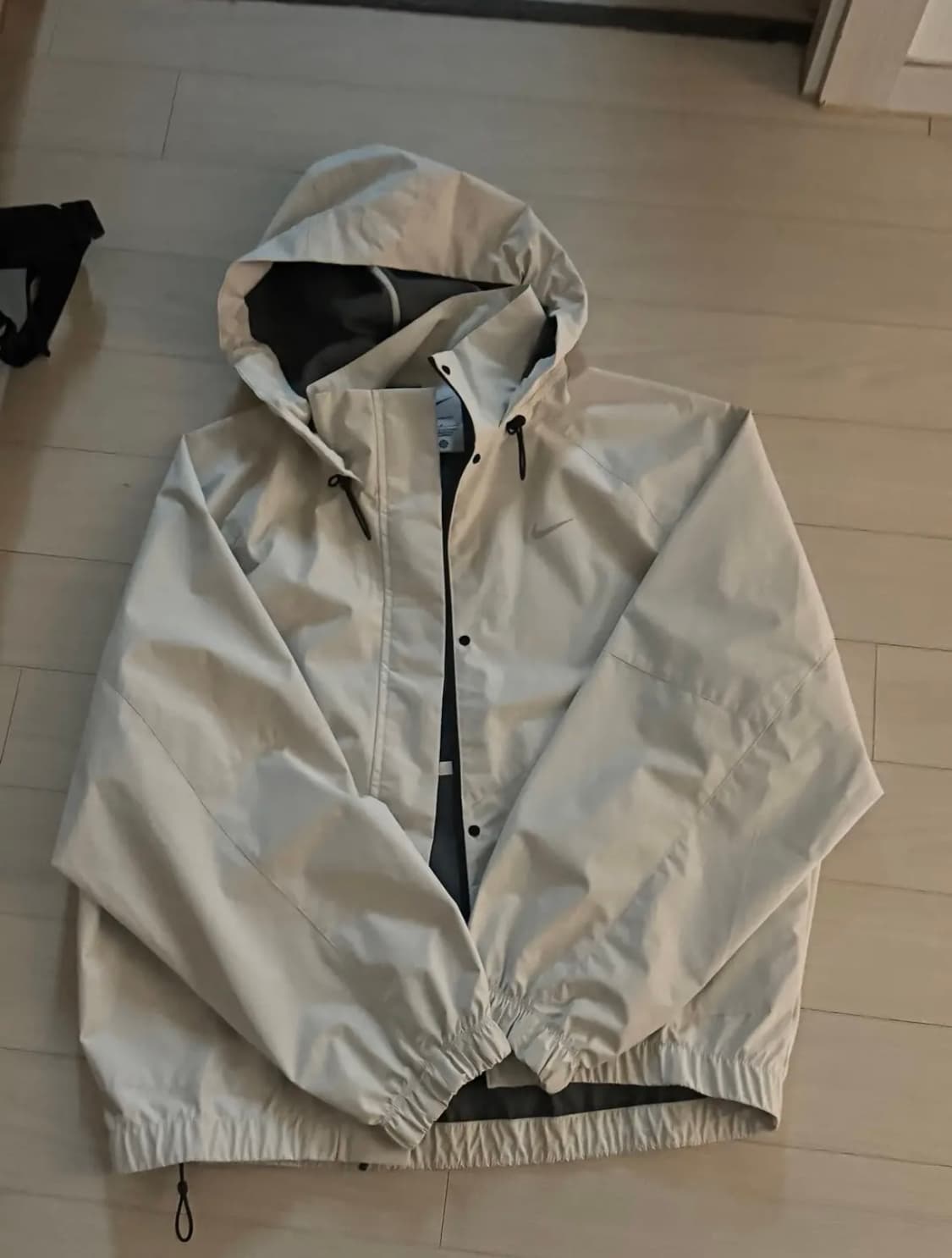 나이키 바람막이 상품이미지1