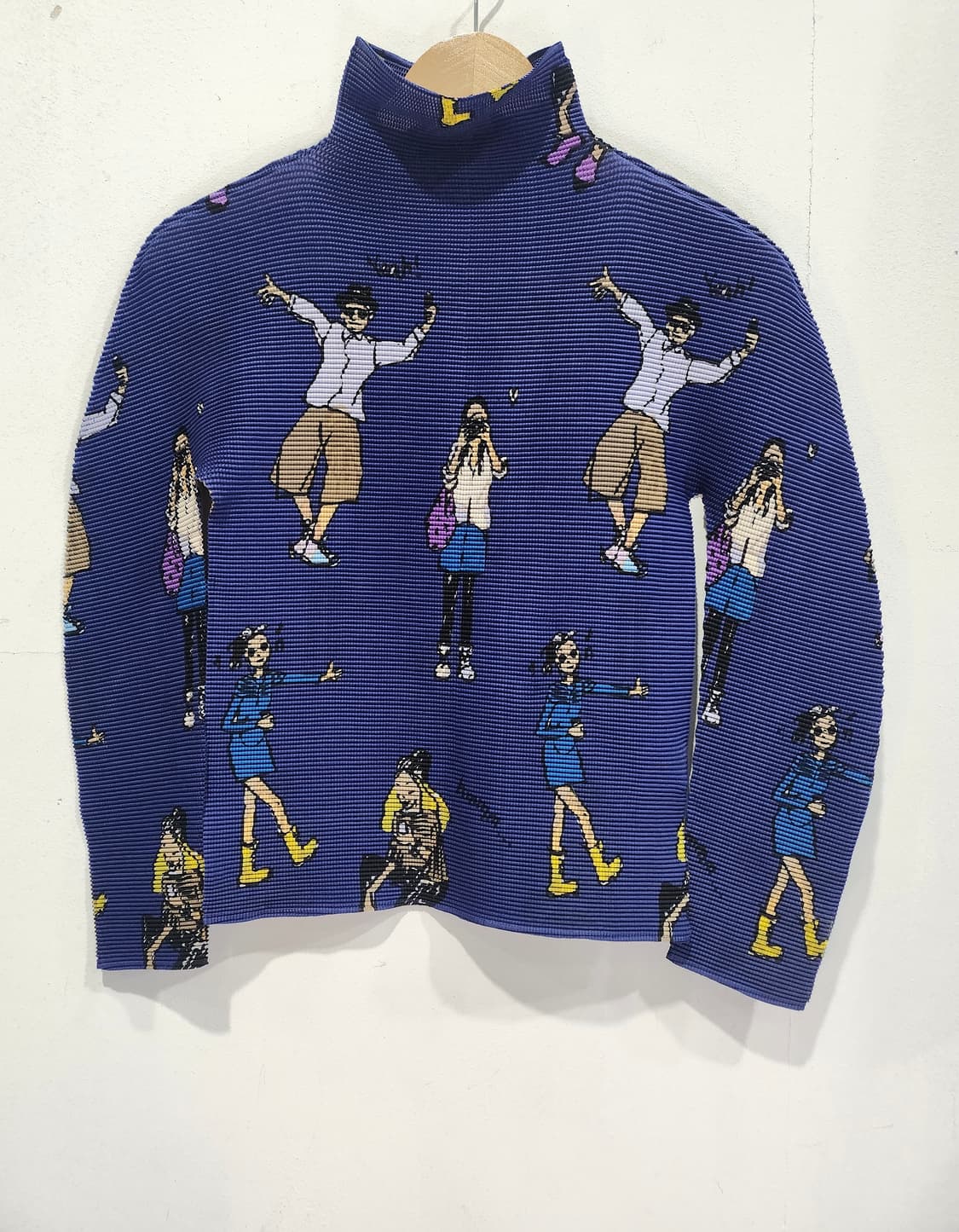 ISSEY MIYAKE me 플리츠 그래픽 스웨터 프리사이즈 정품 상품이미지1