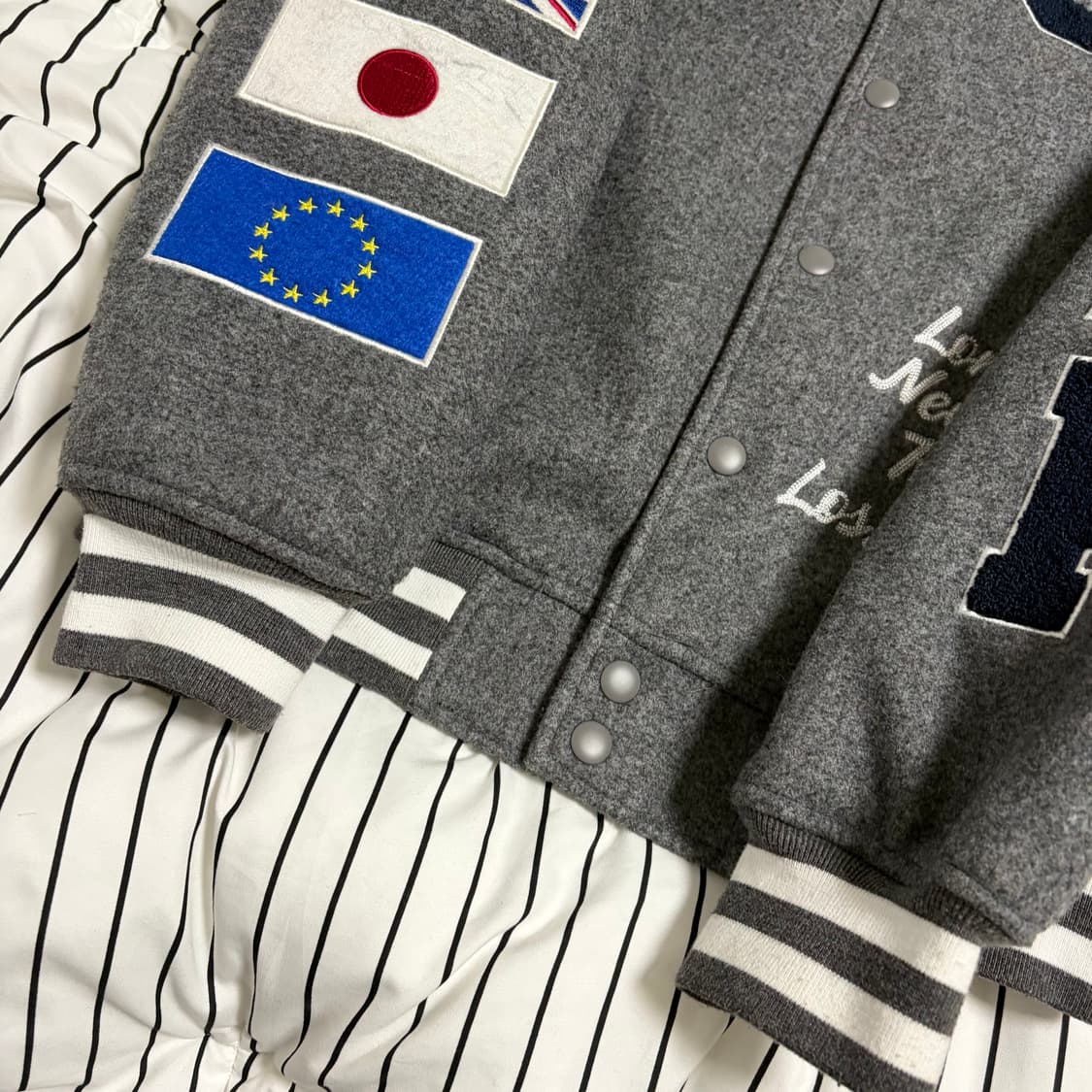 팔라스 X 갭 바시티 자켓 그레이 XS 상품이미지4