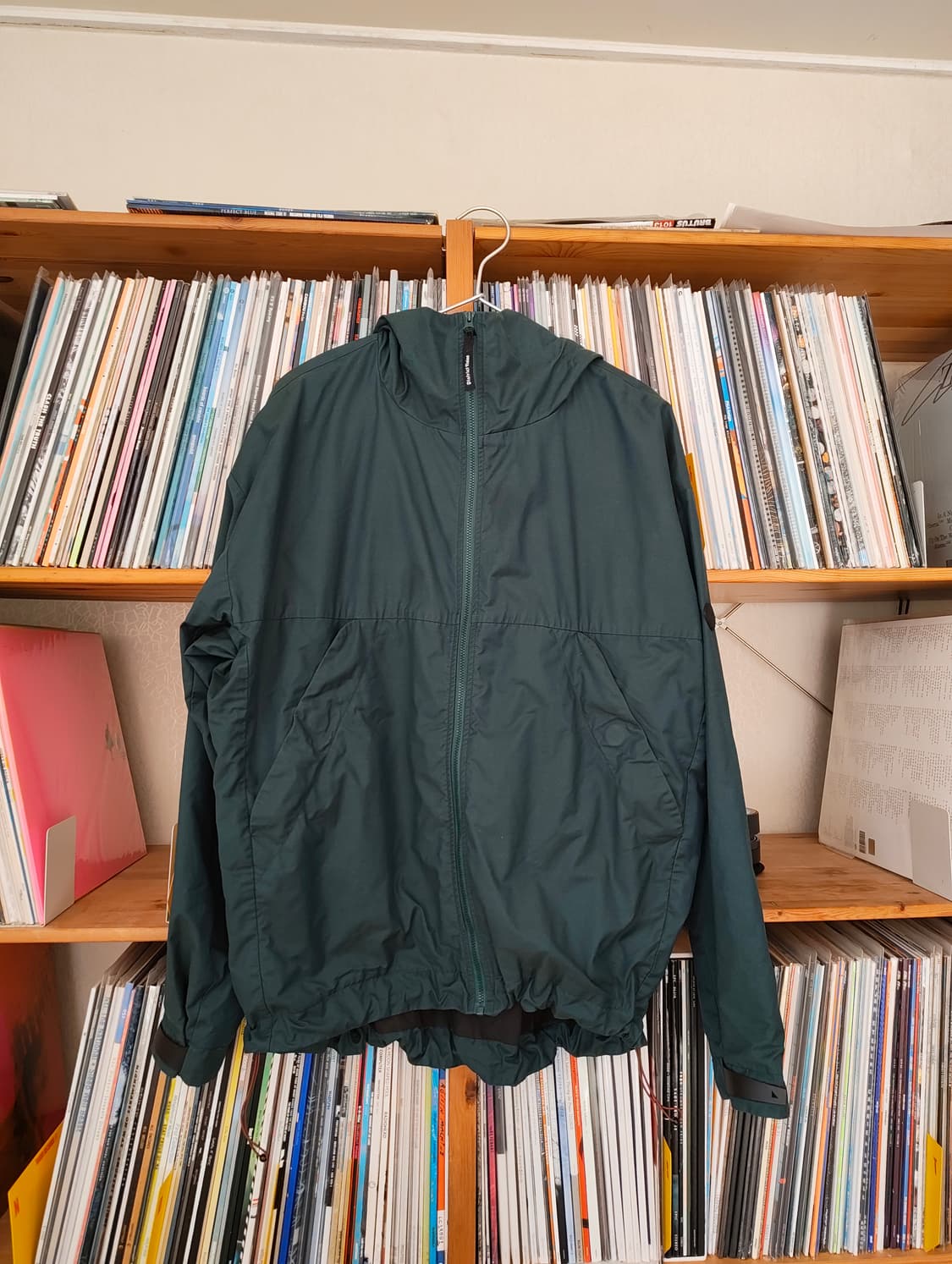 디스트릭트비전 후디드 재킷 상품이미지1