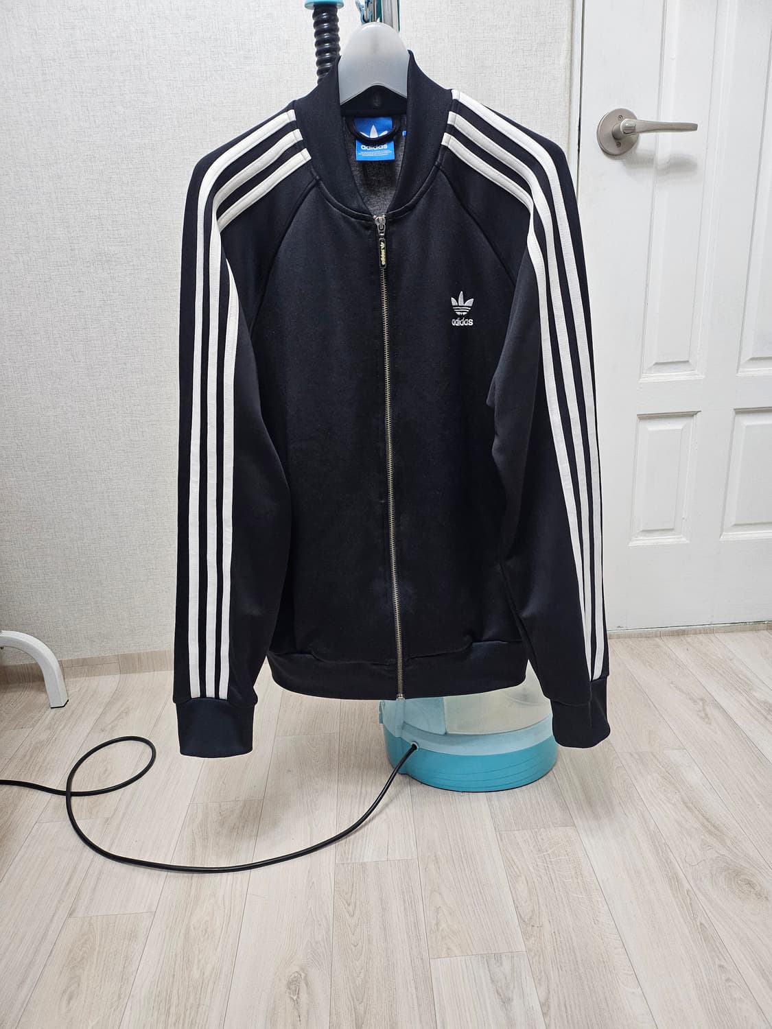 (100~105)XL☆초대장급☆아디다스 오리지널 슈퍼스타[검흰]트랙탑져지 상품이미지1