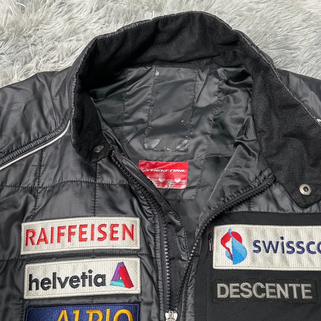 데상트 아우디 레플리카 블랙 점퍼 XL 상품이미지2