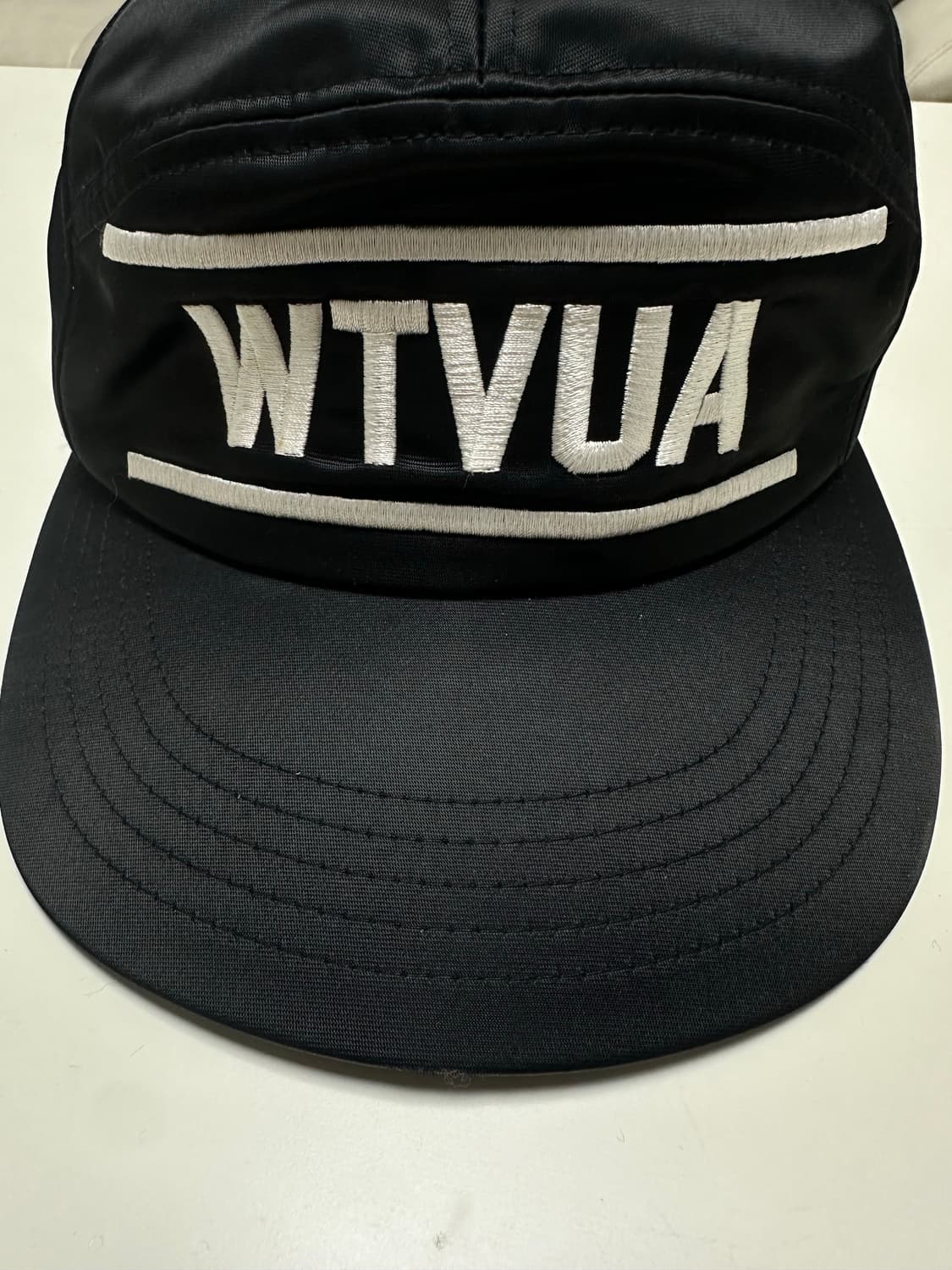 더블탭스 세틴블랙 캡 상품이미지1