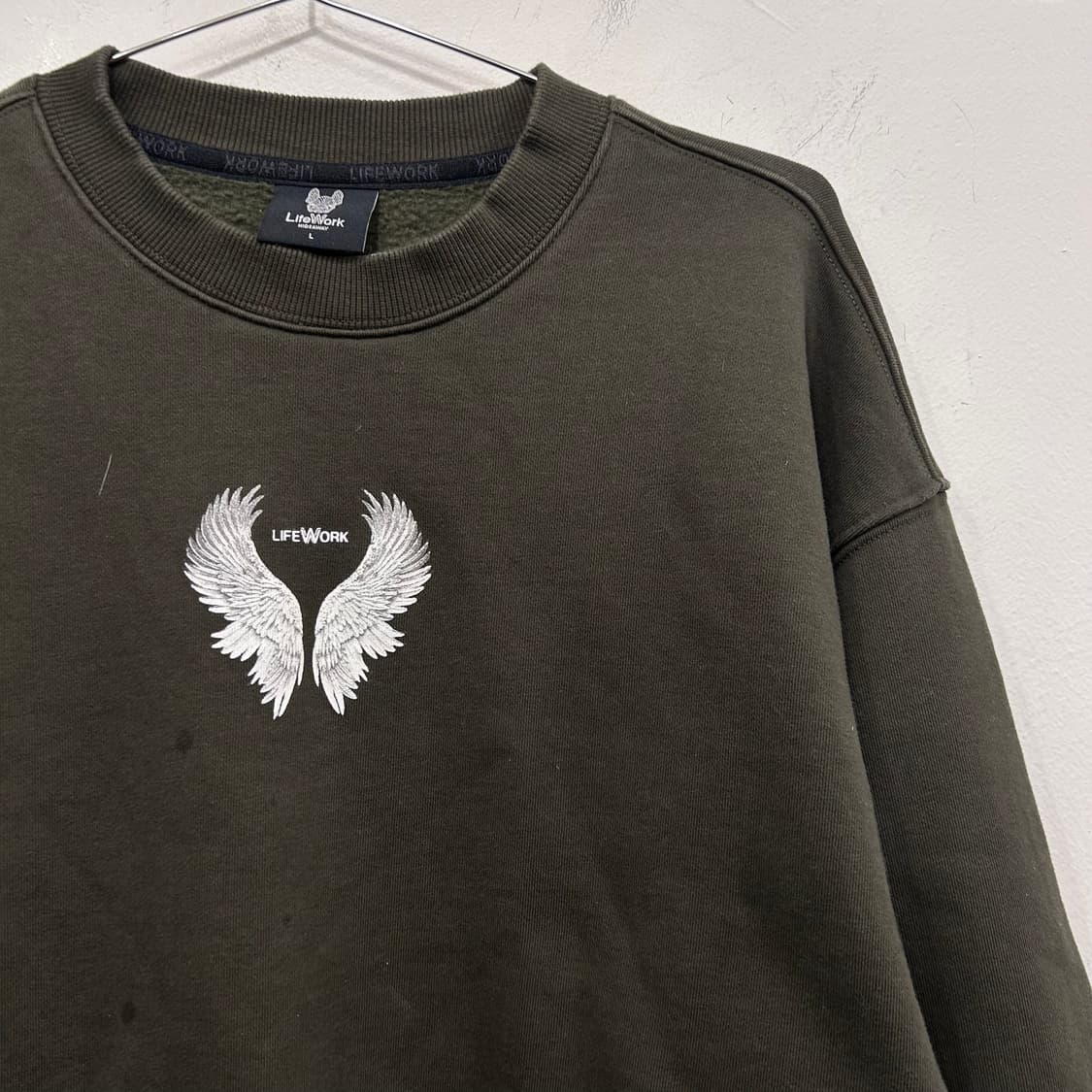 라이프워크 윙 로고 기모 오버핏 맨투맨 상품이미지1
