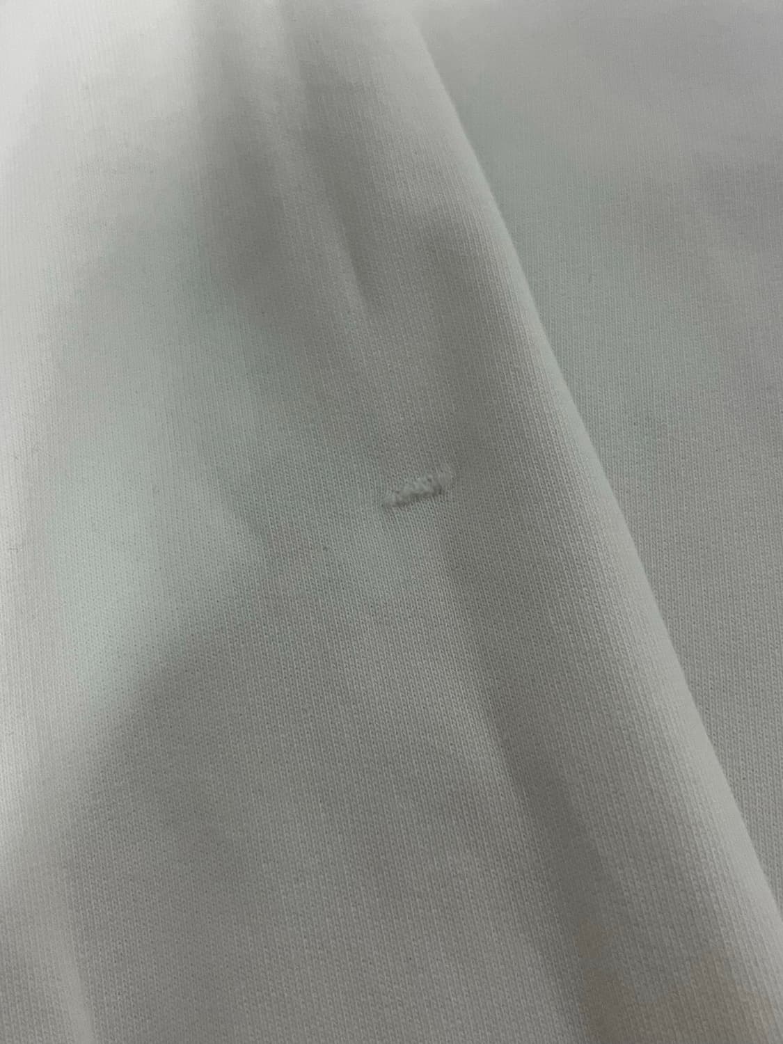스톤 아일랜드 흰색(아이보리)계열 맨투맨 상품이미지4