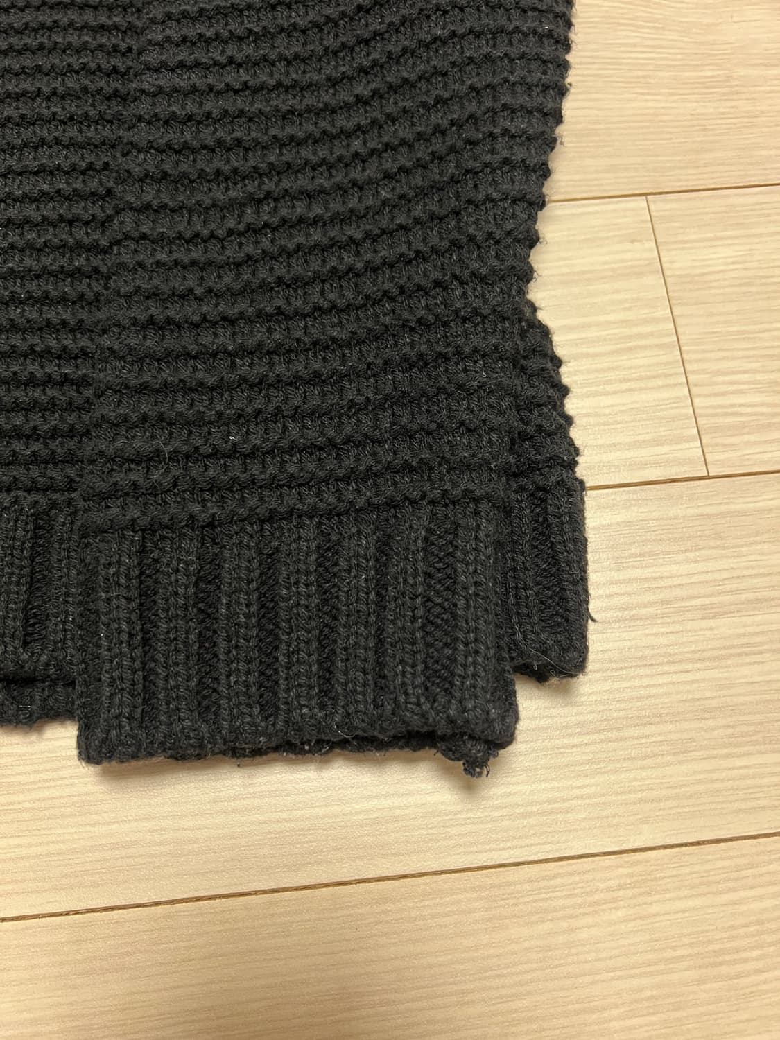 Vampire Weekend 블랙 니트 스웨터 / F 숄더 버튼 디테일 상품이미지9