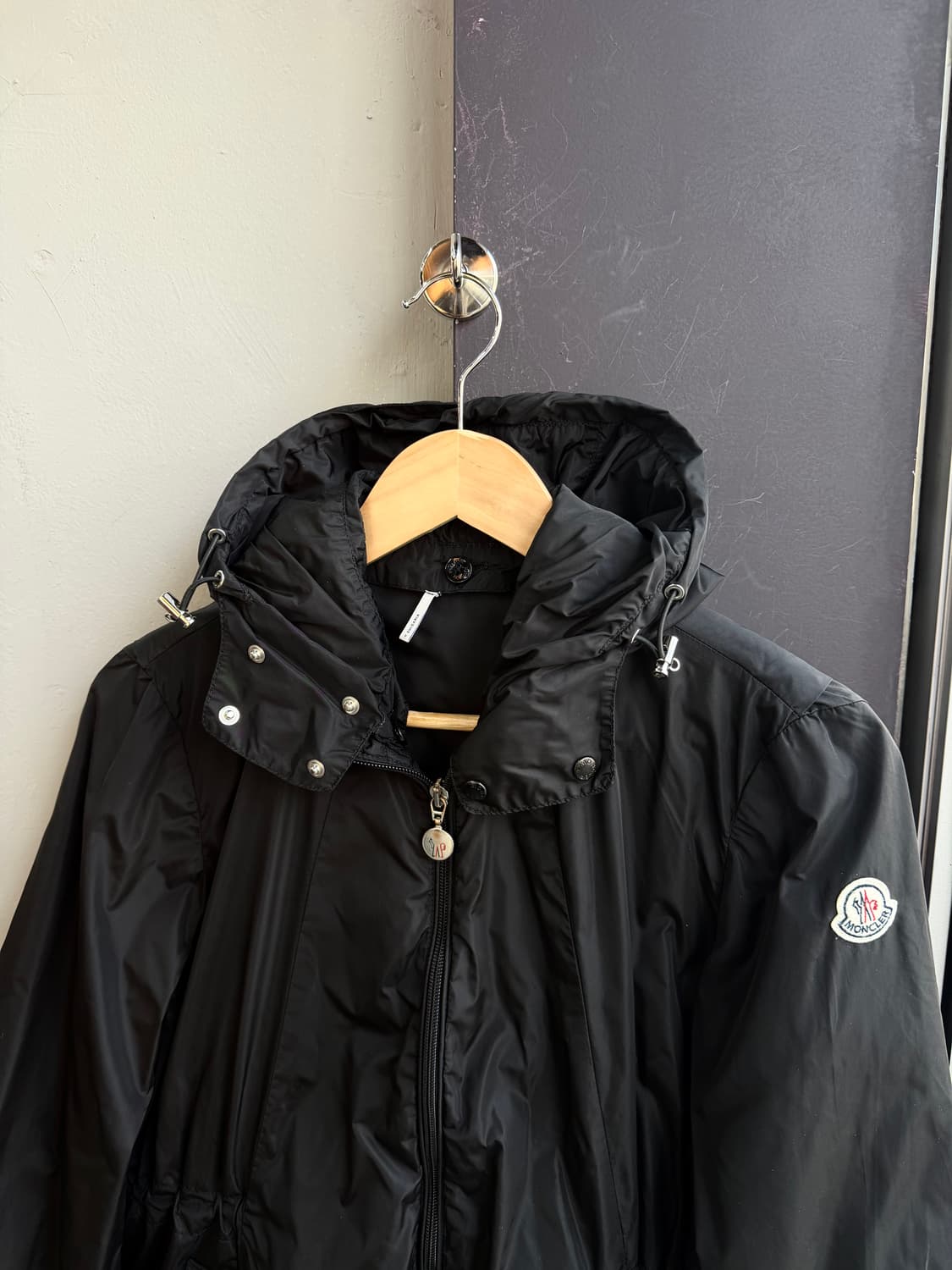 .2/ 몽클레어 YASMIN 야스민 와펜 후디 트렌치코트 상품이미지5