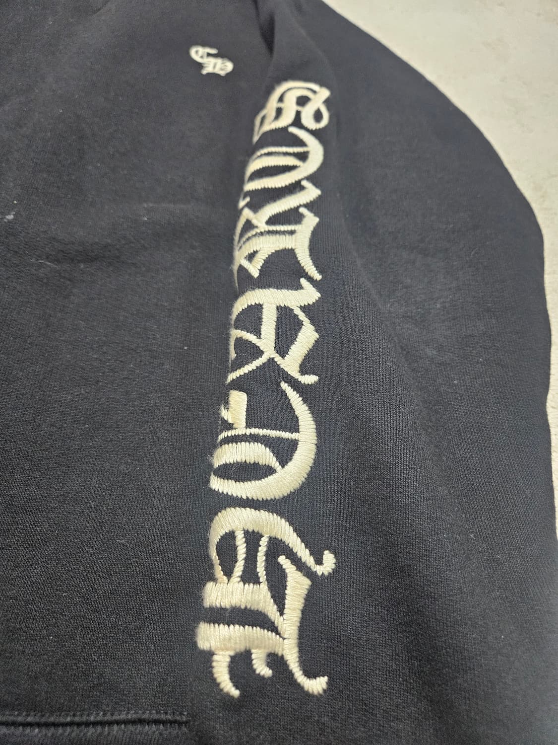 [L] 크롬하츠 VIC 자수 크루넥 상품이미지2