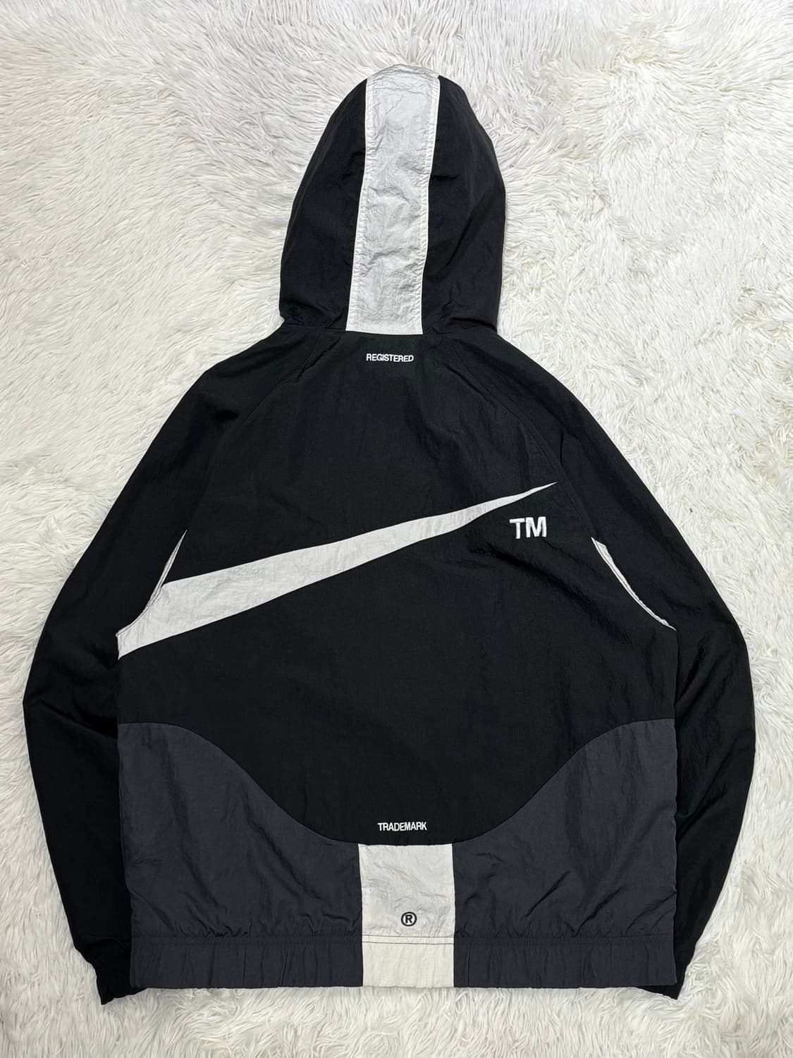 나이키 빅스우시 바람막이 상품이미지6