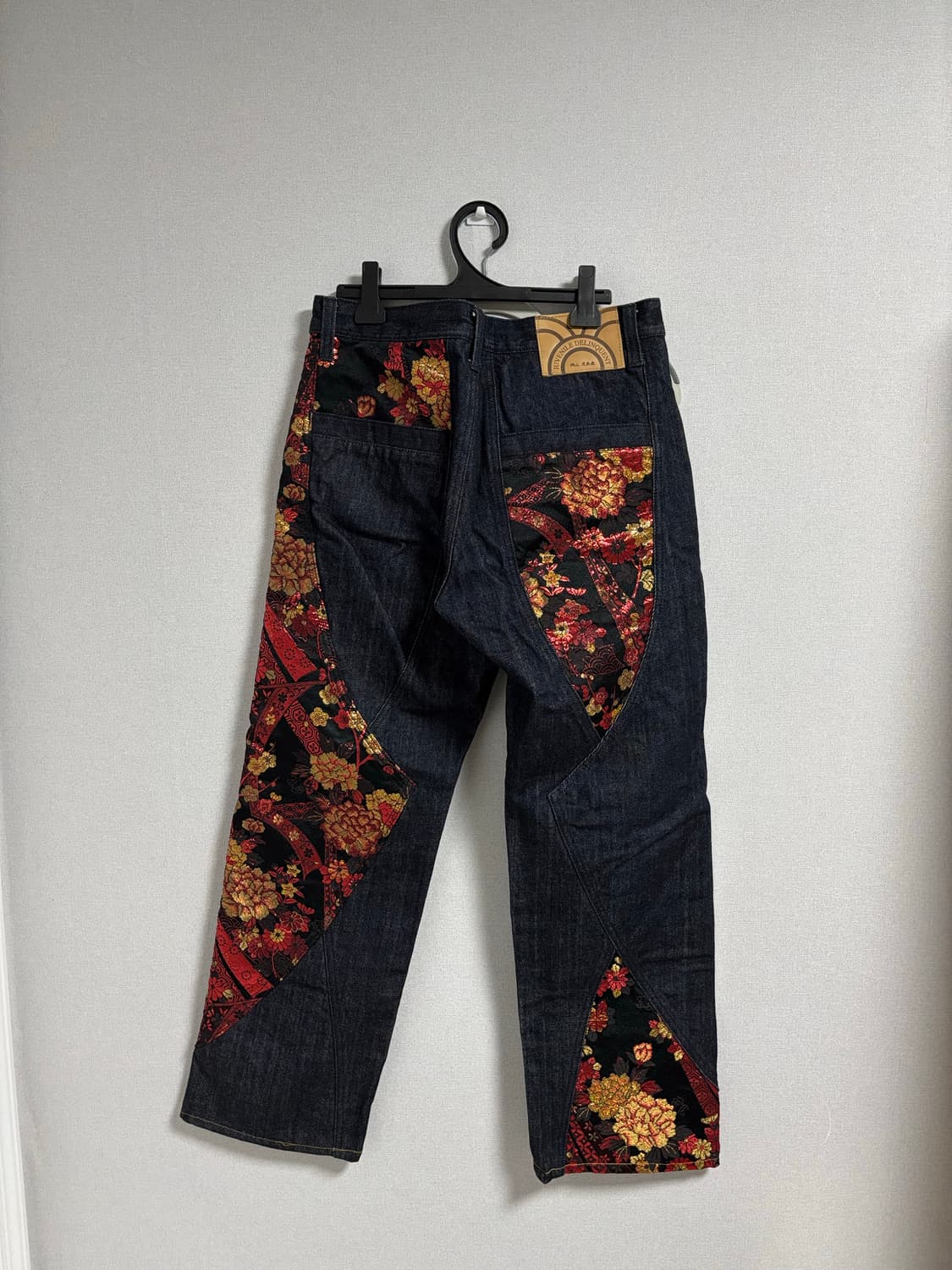 JUVENILE DELINQUENT pattern pants 상품이미지2