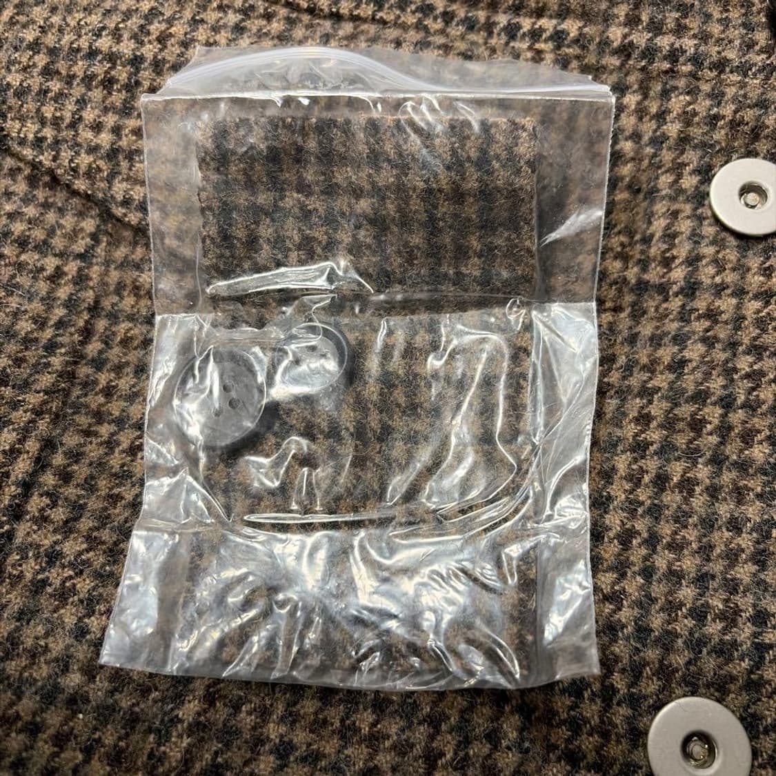 꼼데가르송 옴므 듀스 양모 축융 하운즈투스 자켓 상품이미지7