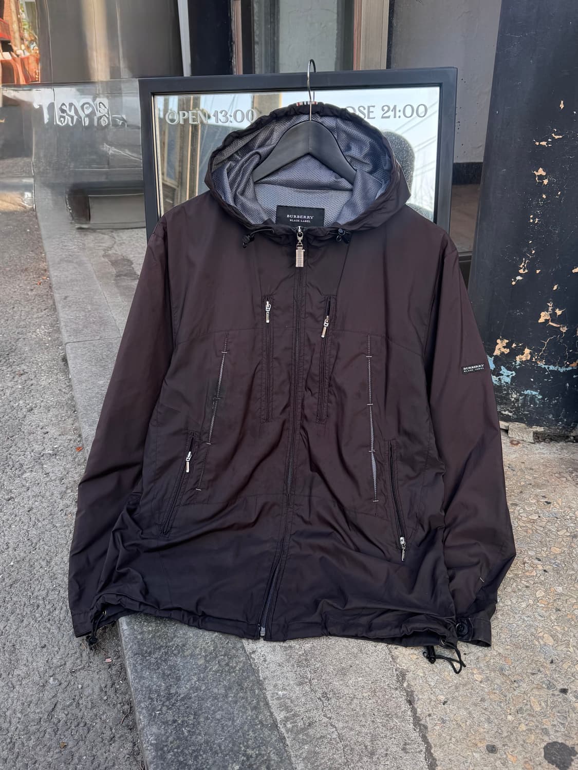 버버리 블랙라벨 테크니컬 윈드브레이커 자켓  상품이미지1