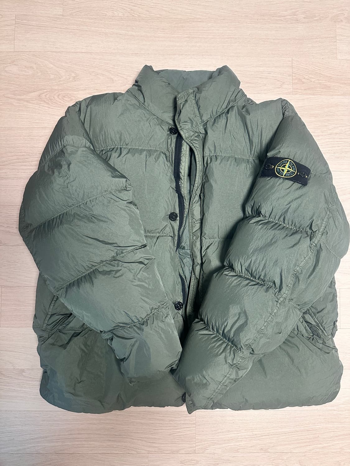 24FW 스톤 아일랜드 가먼트 다이드 크링클랩스 R-NY 다운 자켓 상품이미지1