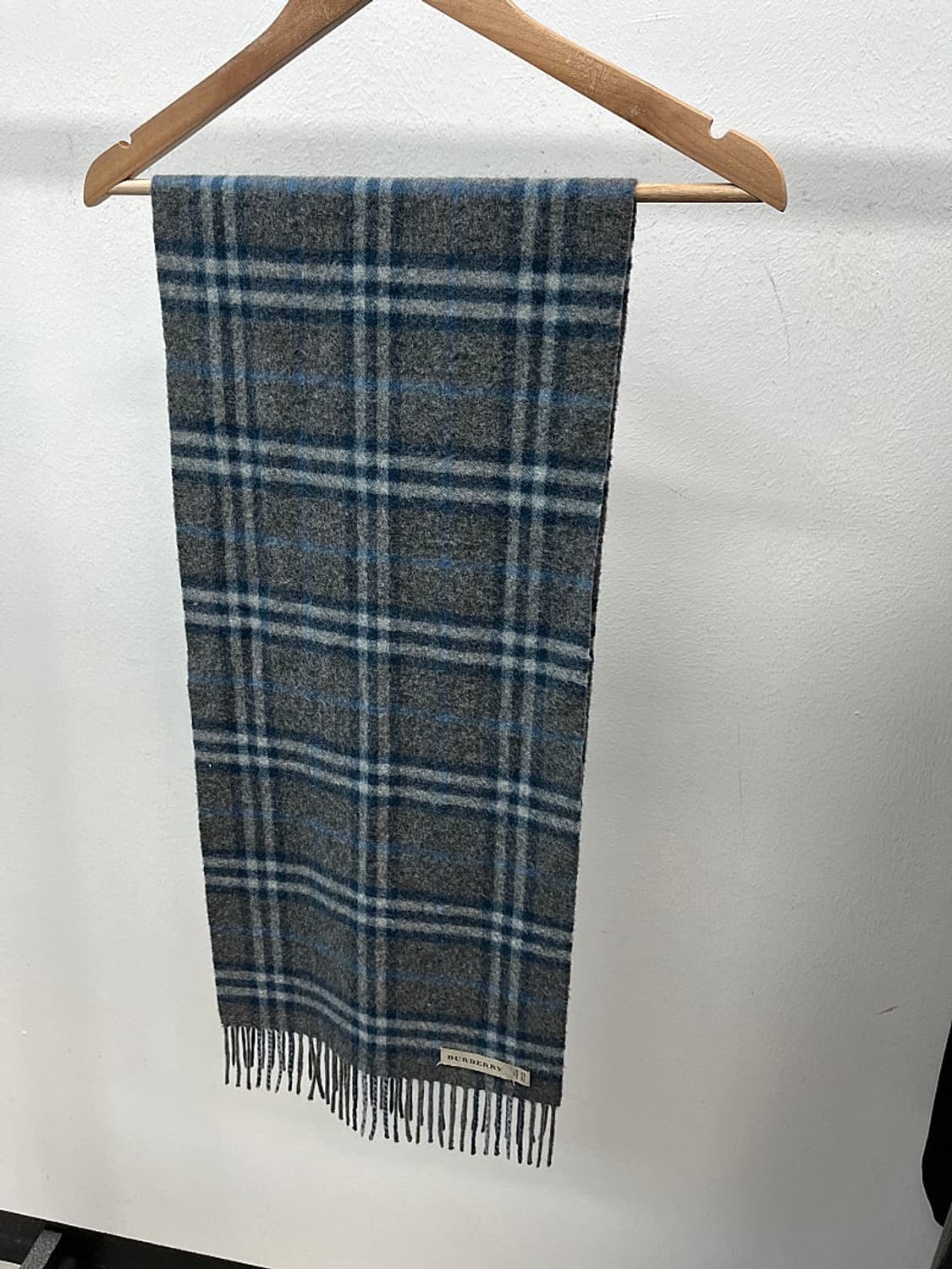 버버리 그레이 체크 캐시미어 머플러  상품이미지2