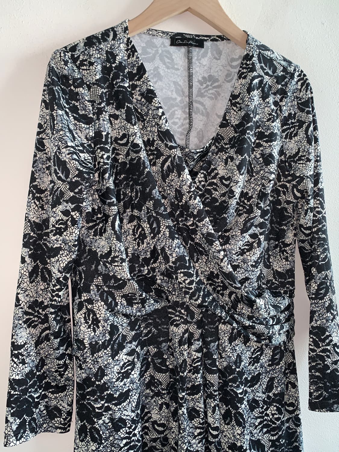 Black rose v wrap dress 상품이미지3