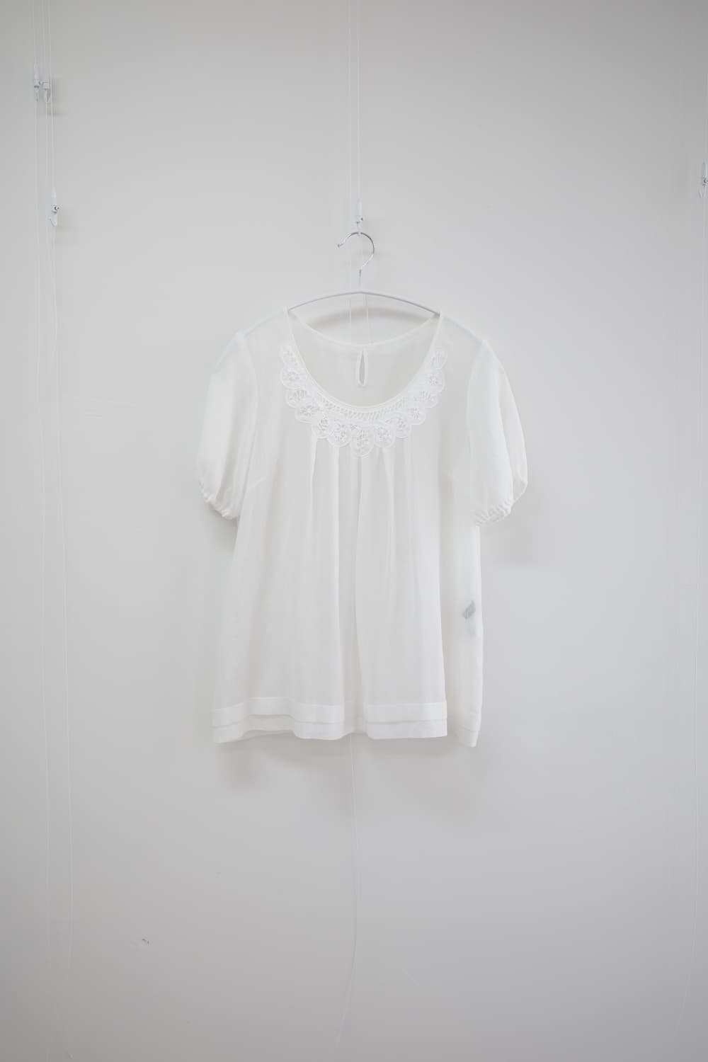 Lauture amont white blouse 상품이미지5