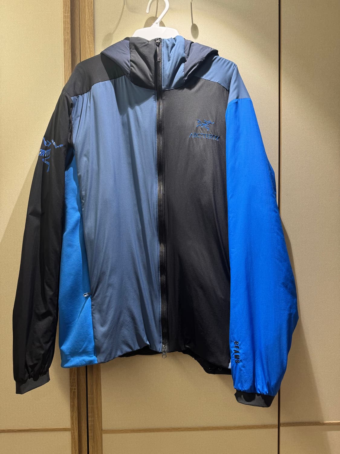 아크테릭스 X 빔즈 아톰 LT 후디  상품이미지1