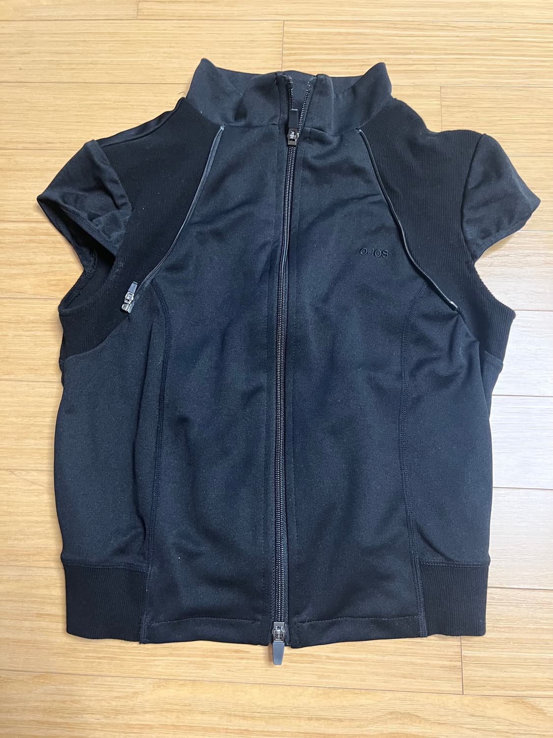 오호스 ojos 캡슬리브 저지 트랙 집업 블랙 상품이미지3