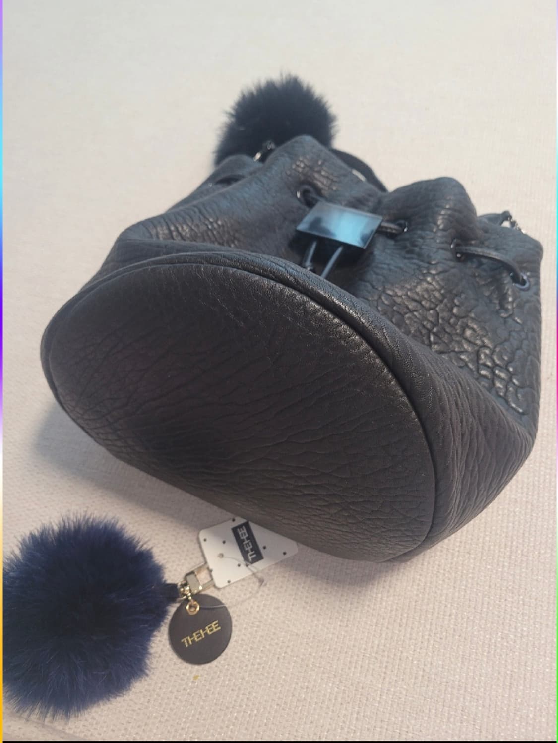 [더히 / THEHEE] 천연 가죽 버킷백 (폼폼이 포함) 상품이미지5