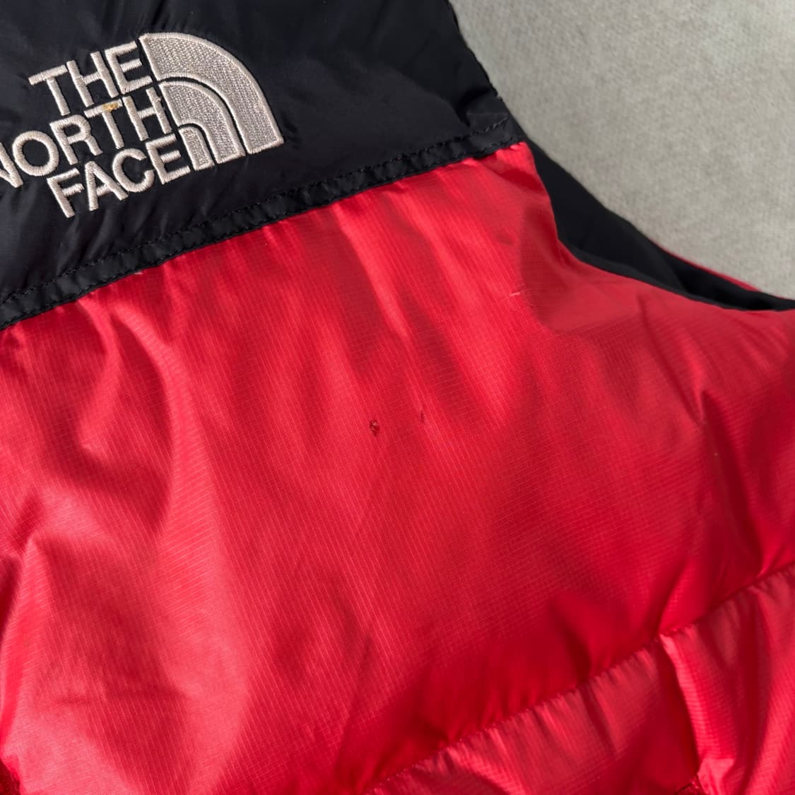 100 노스페이스 700 눕시 조끼 패딩 상품이미지4