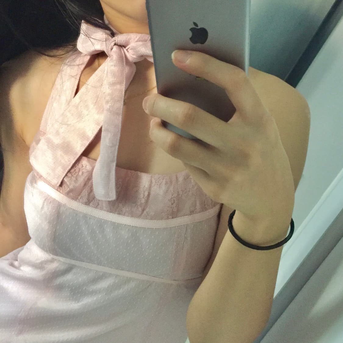 도트 레이스 플라워 홀터 딸기우유 원피스 상품이미지5