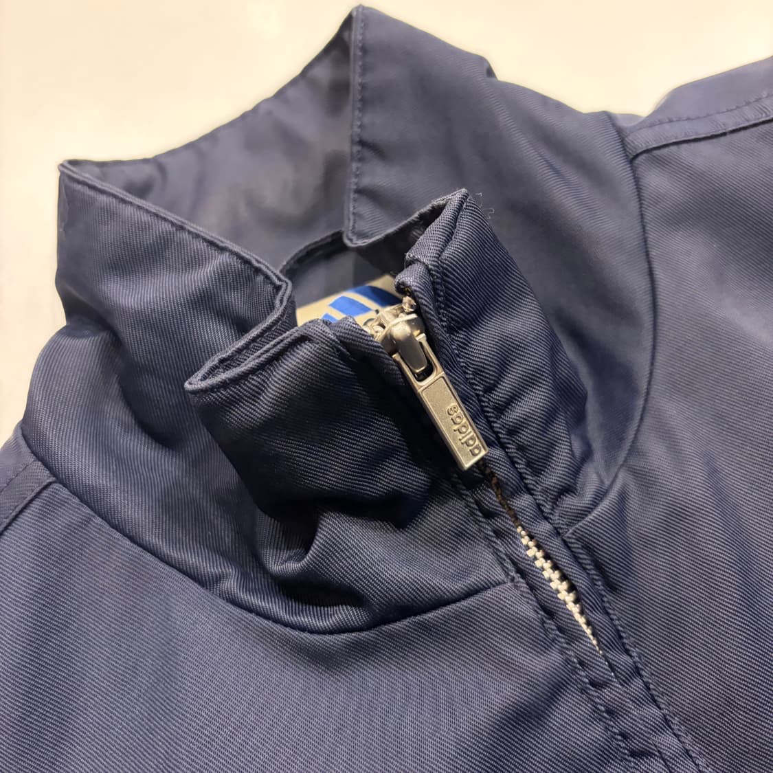 [100] 90s 아디다스 올드스쿨 네이비/옐로우 배색 바람막이 B712 상품이미지4