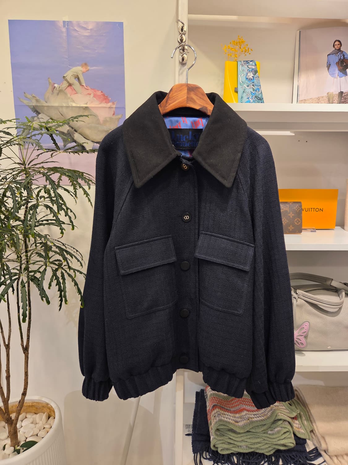 럭키슈에뜨 카라 집업 점퍼 상품이미지1