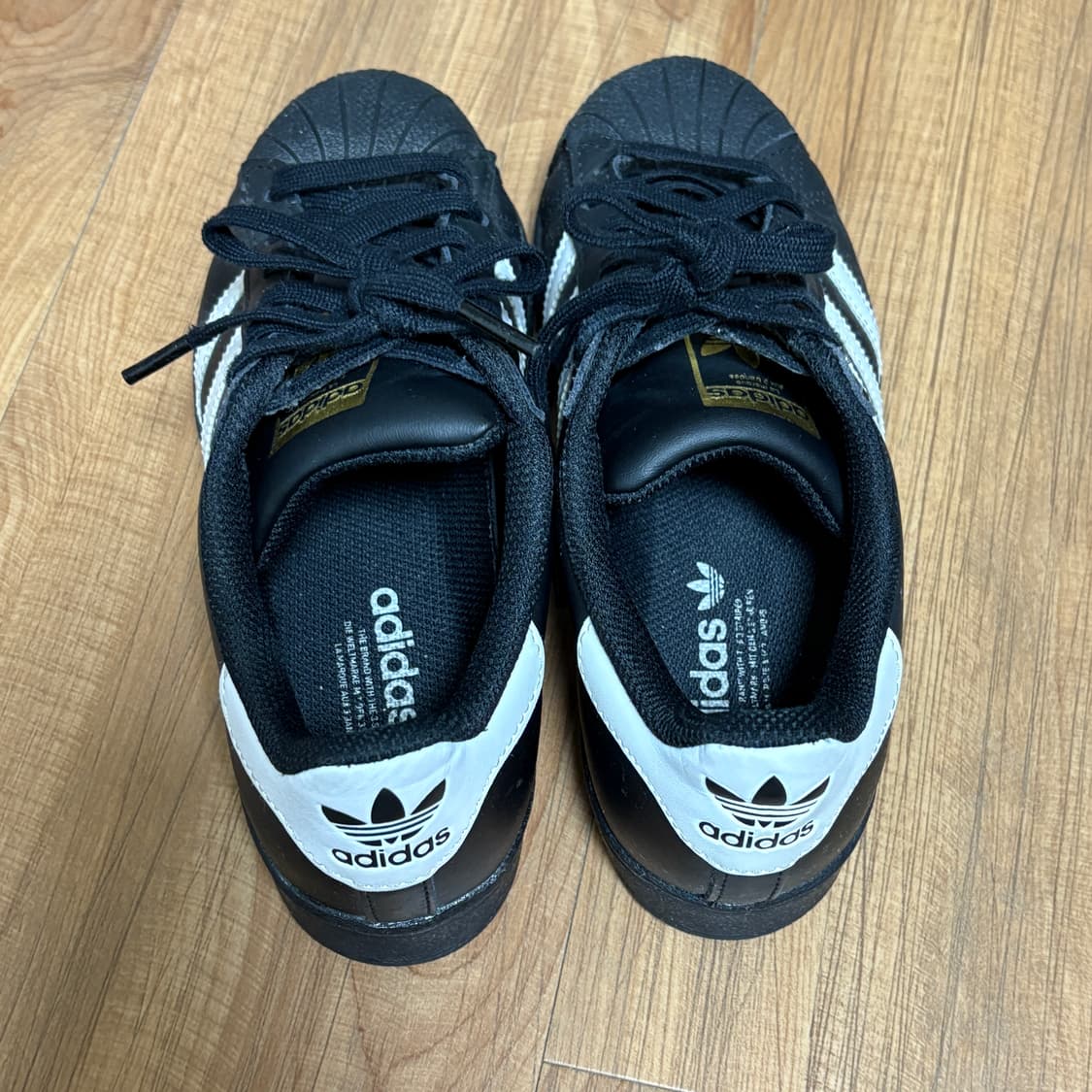 아디다스 슈퍼스타 주니어 검흰 235 상품이미지4