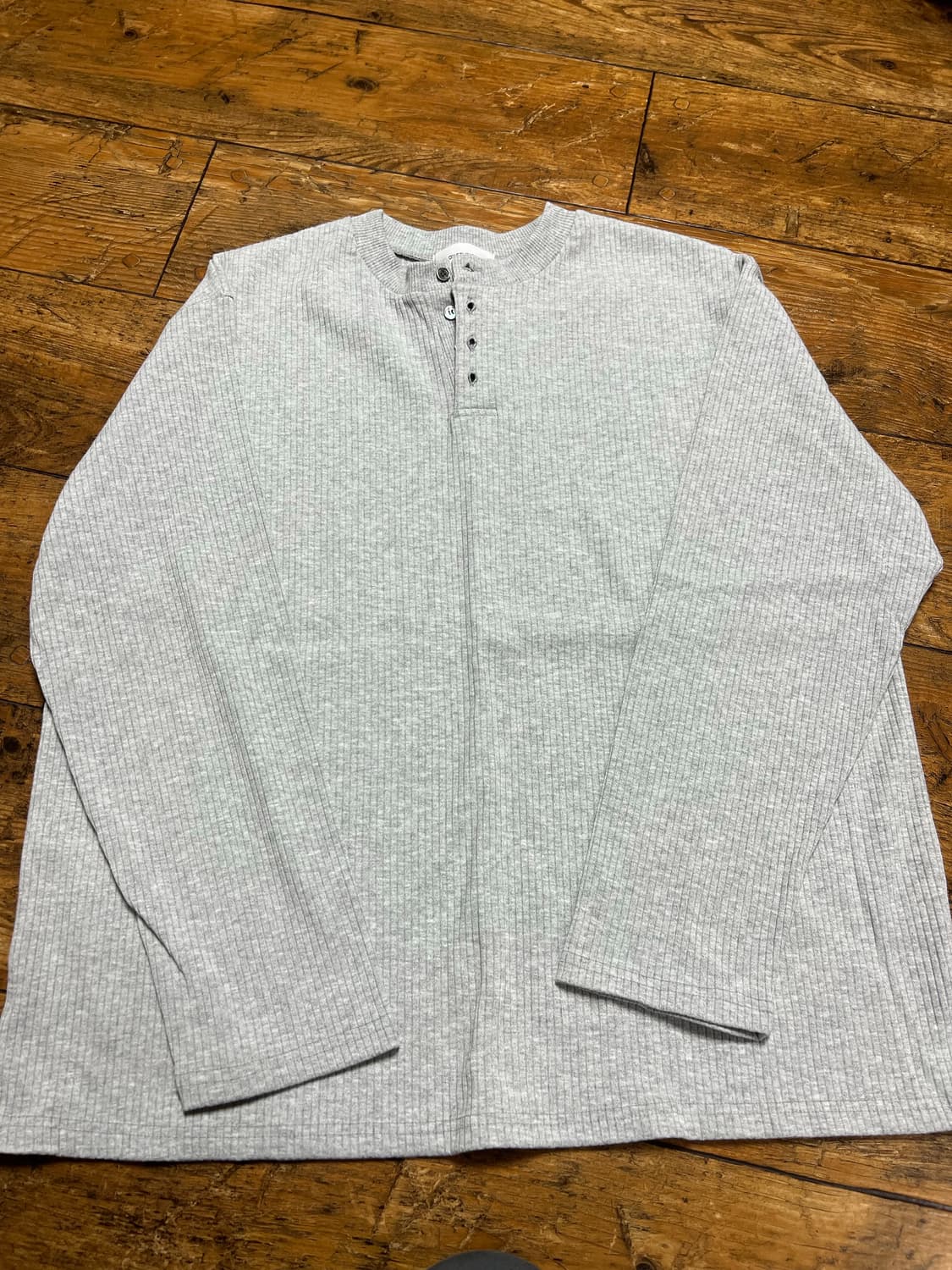 오엑스 스튜디오 모먼트 헨리넥 롱슬리브 그레이 48 상품이미지1