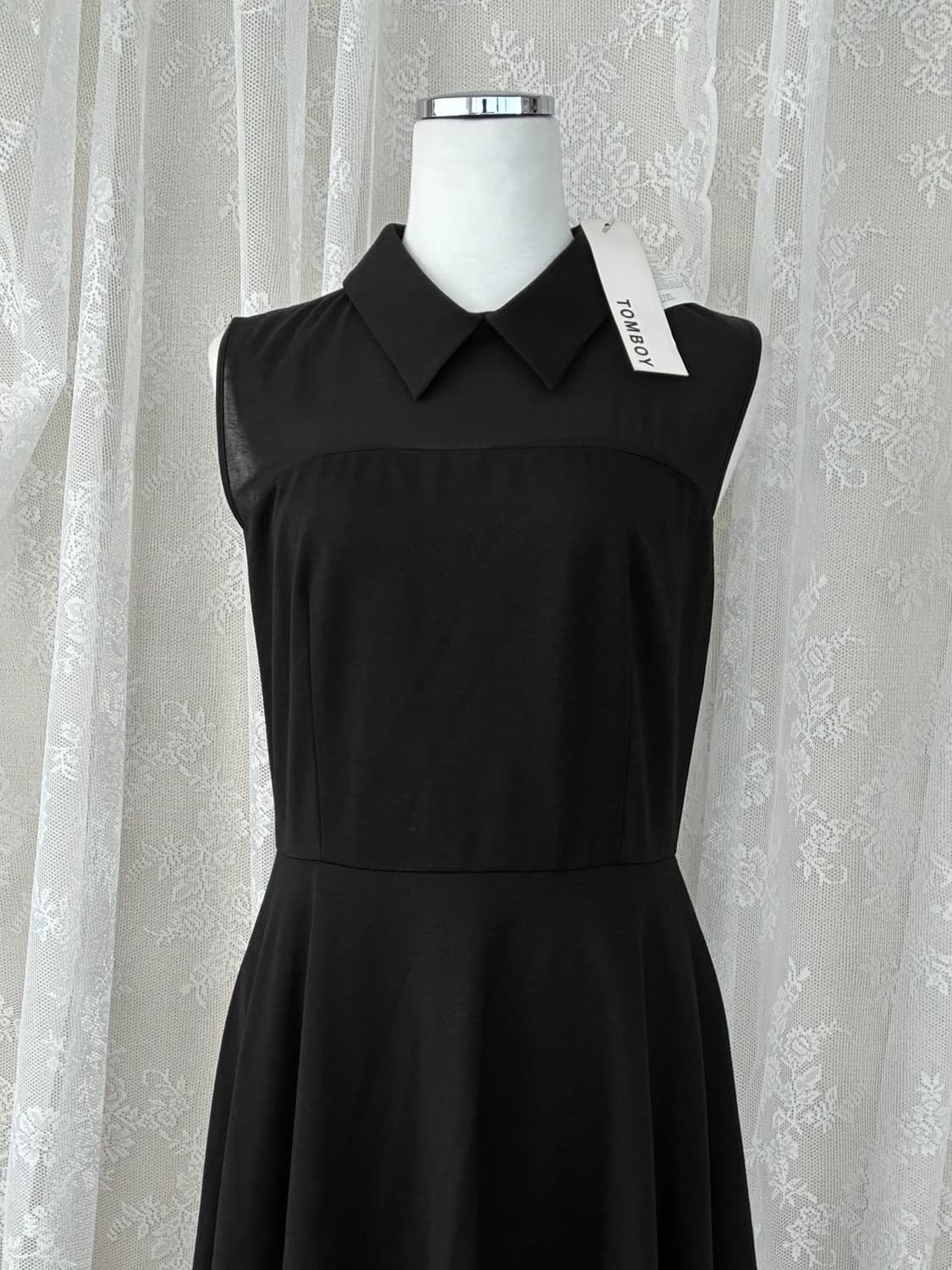 85) 새상품 스튜디오 톰보이 민소매 원피스 블랙 상품이미지2