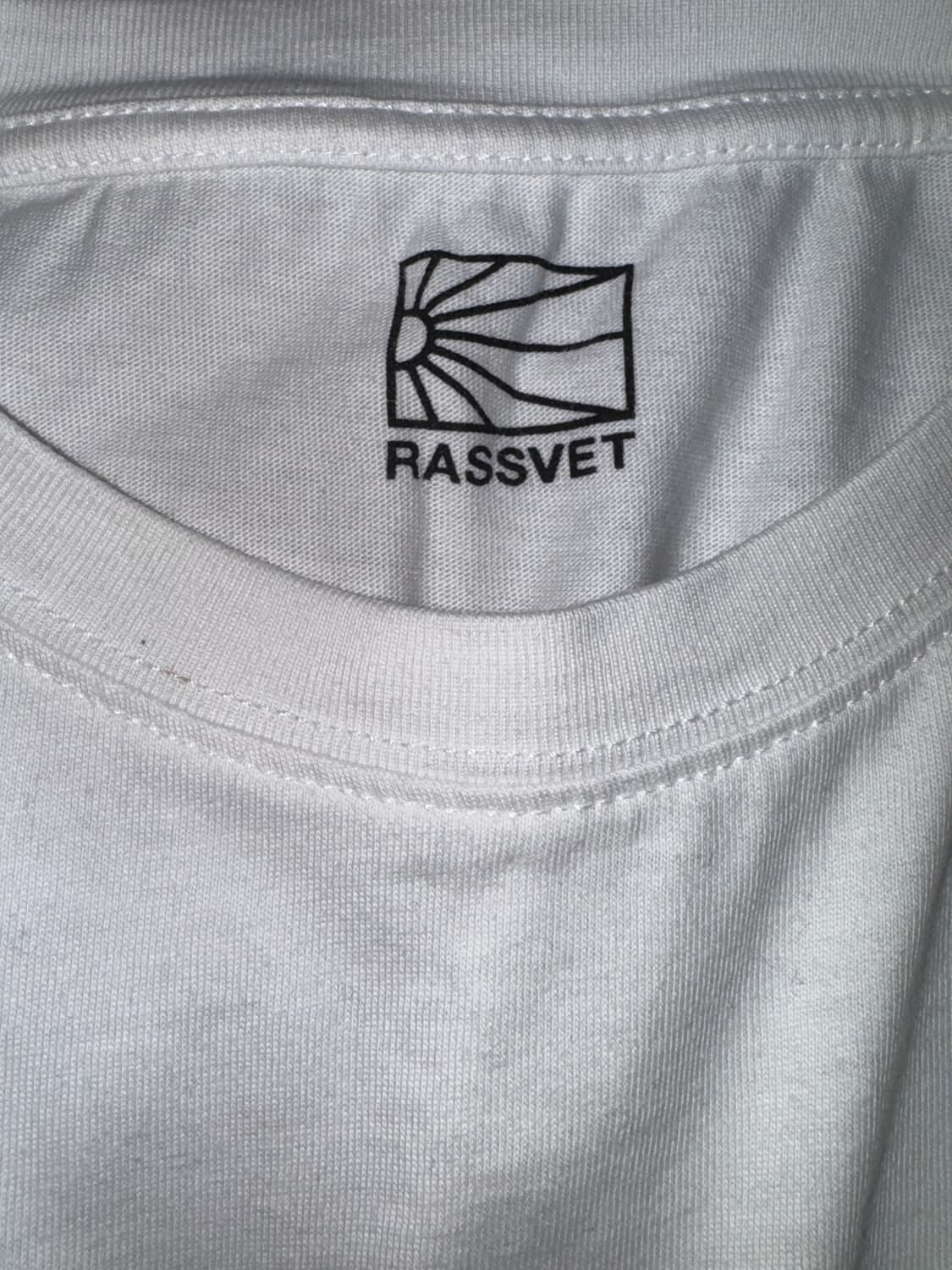 라스벳 (RASSVET) 반팔 상품이미지3