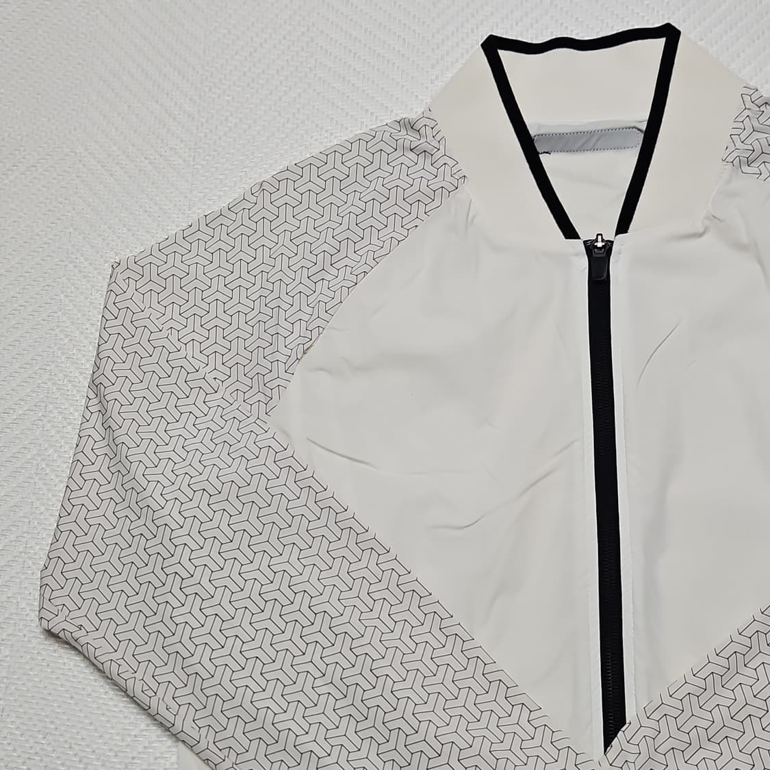 와이드앵글 여성 패턴 바람막이 자켓 (100) 상품이미지3