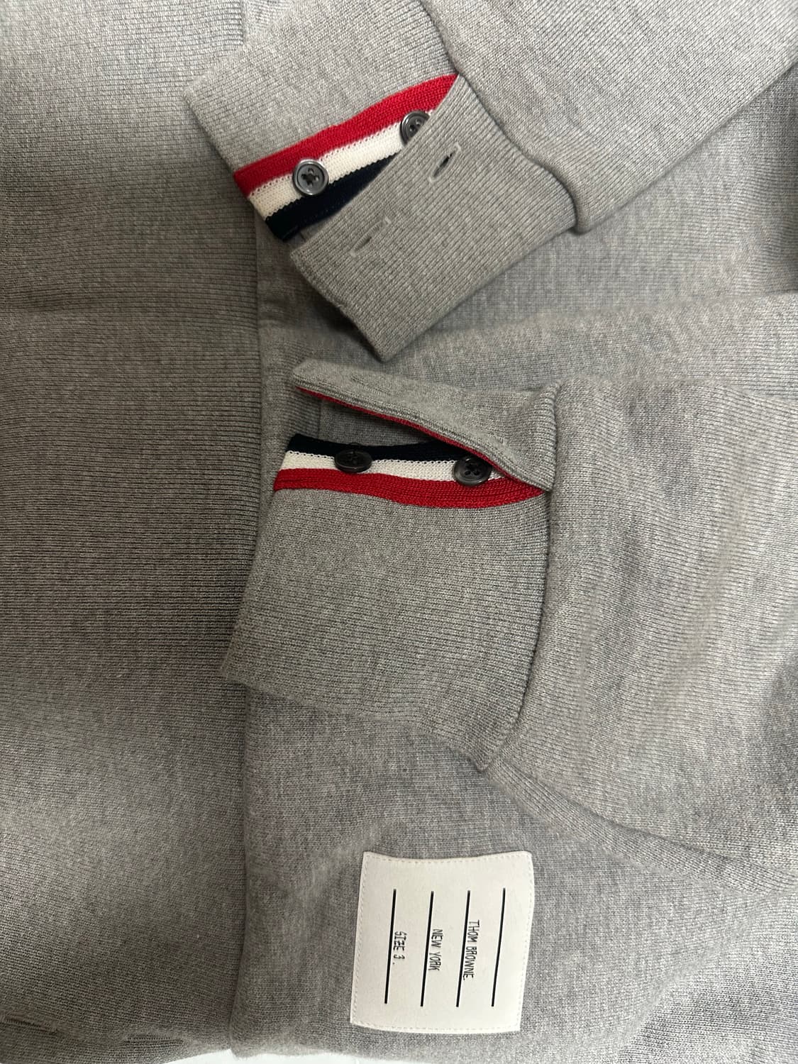 톰브라운 맨투맨 3->4 상품이미지3