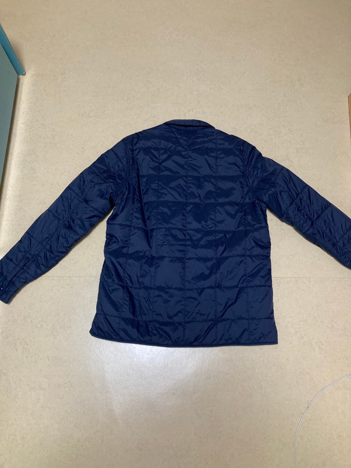 타미힐피거 퀼티드 셔츠자켓(M 중고) 상품이미지3