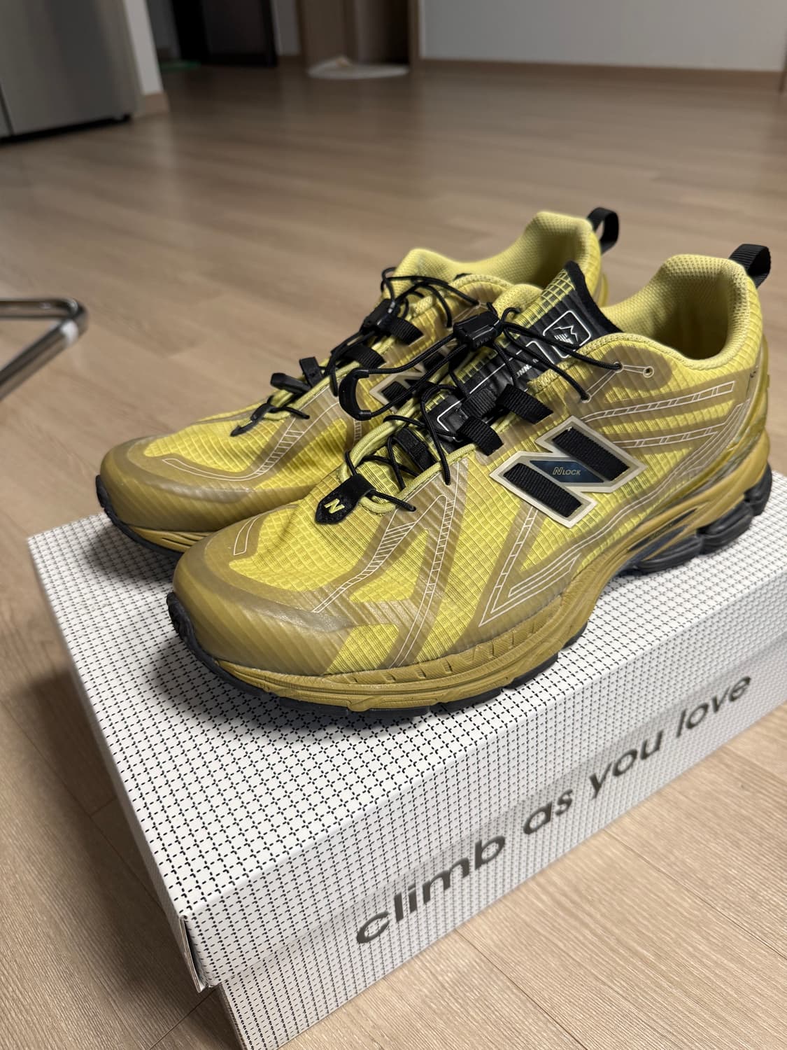 뉴발란스 케일 1906R 옐로우 295 상품이미지1