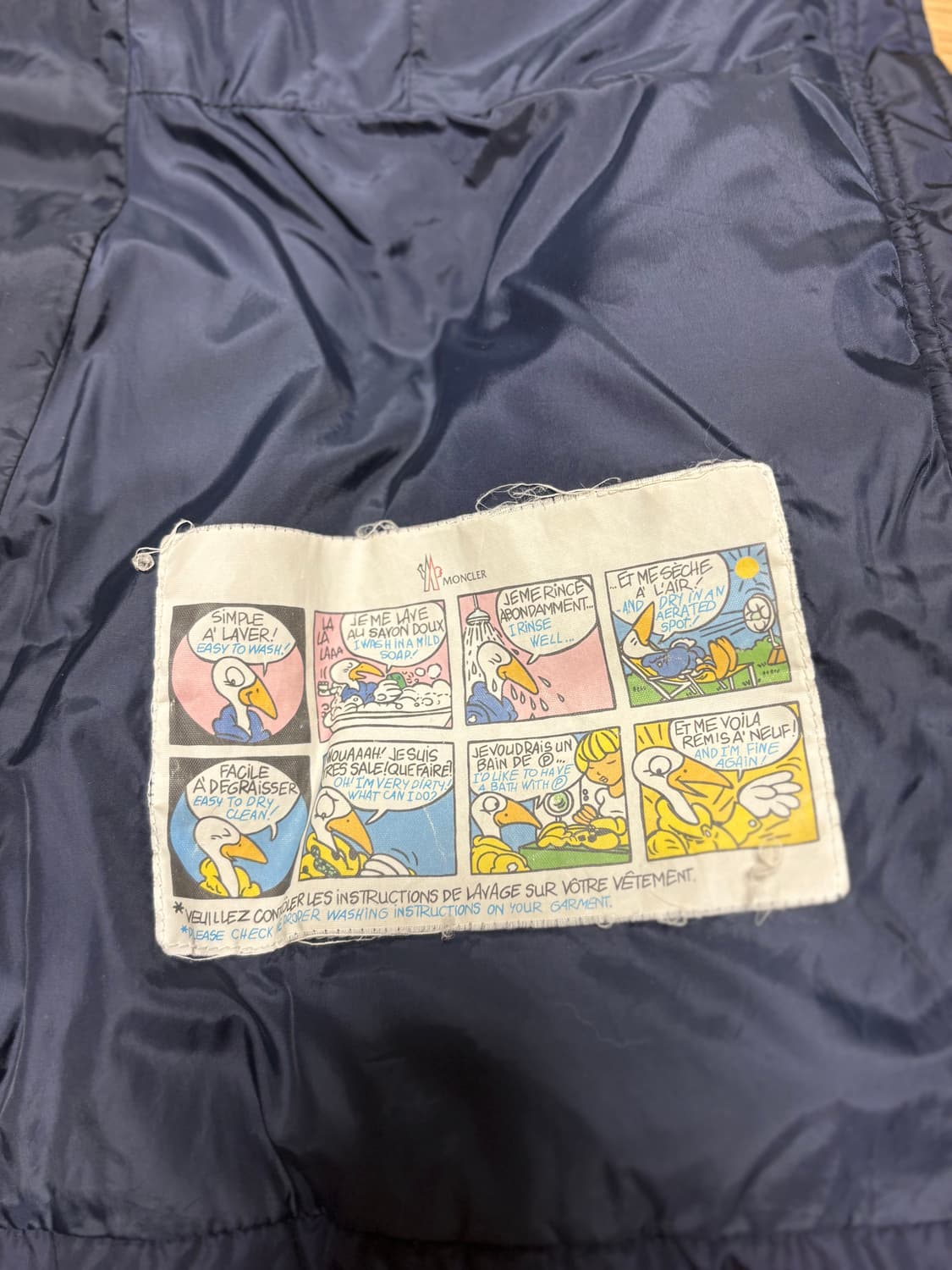 몽클레어 여성 네이비패딩 사이즈1 상품이미지4