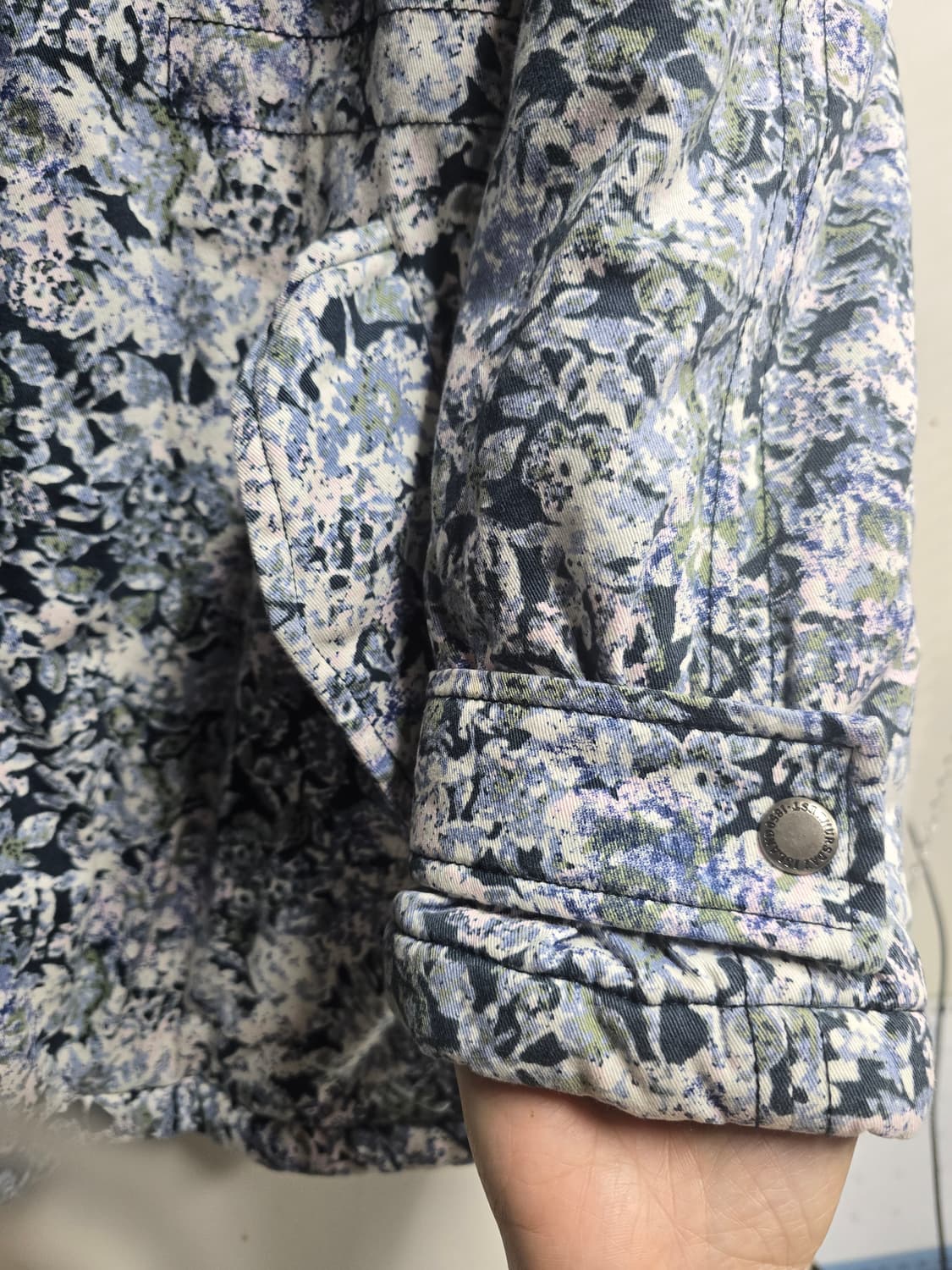 써스데이아일랜드 플라워 야상 패딩 S 상품이미지3