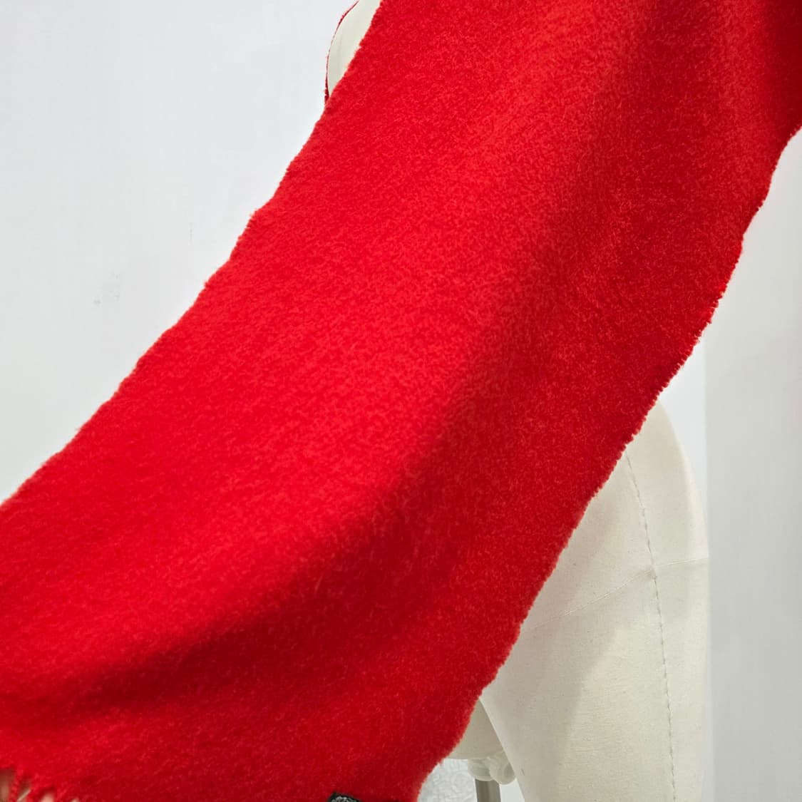 스코틀랜드산 크롬비 100% 캐시미어 레드 머플러 상품이미지7