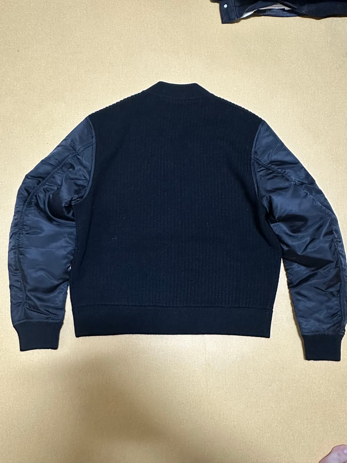 (새상품) cos 패널 메리노 울 봄버 M 상품이미지2