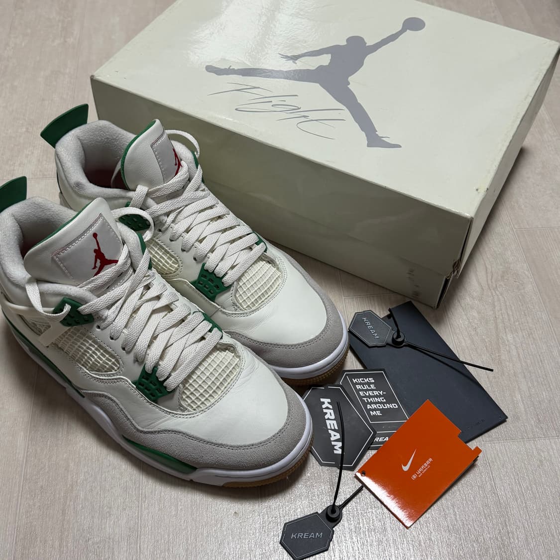 (275) 나이키 에어조던4 sb 파인그린 상품이미지4