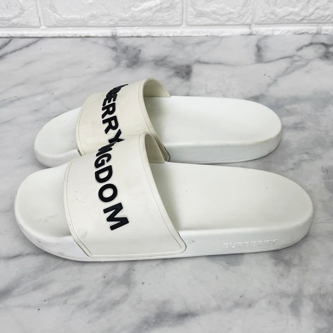 Burberry Kingdom Logo Slide Sandals 37 상품이미지3