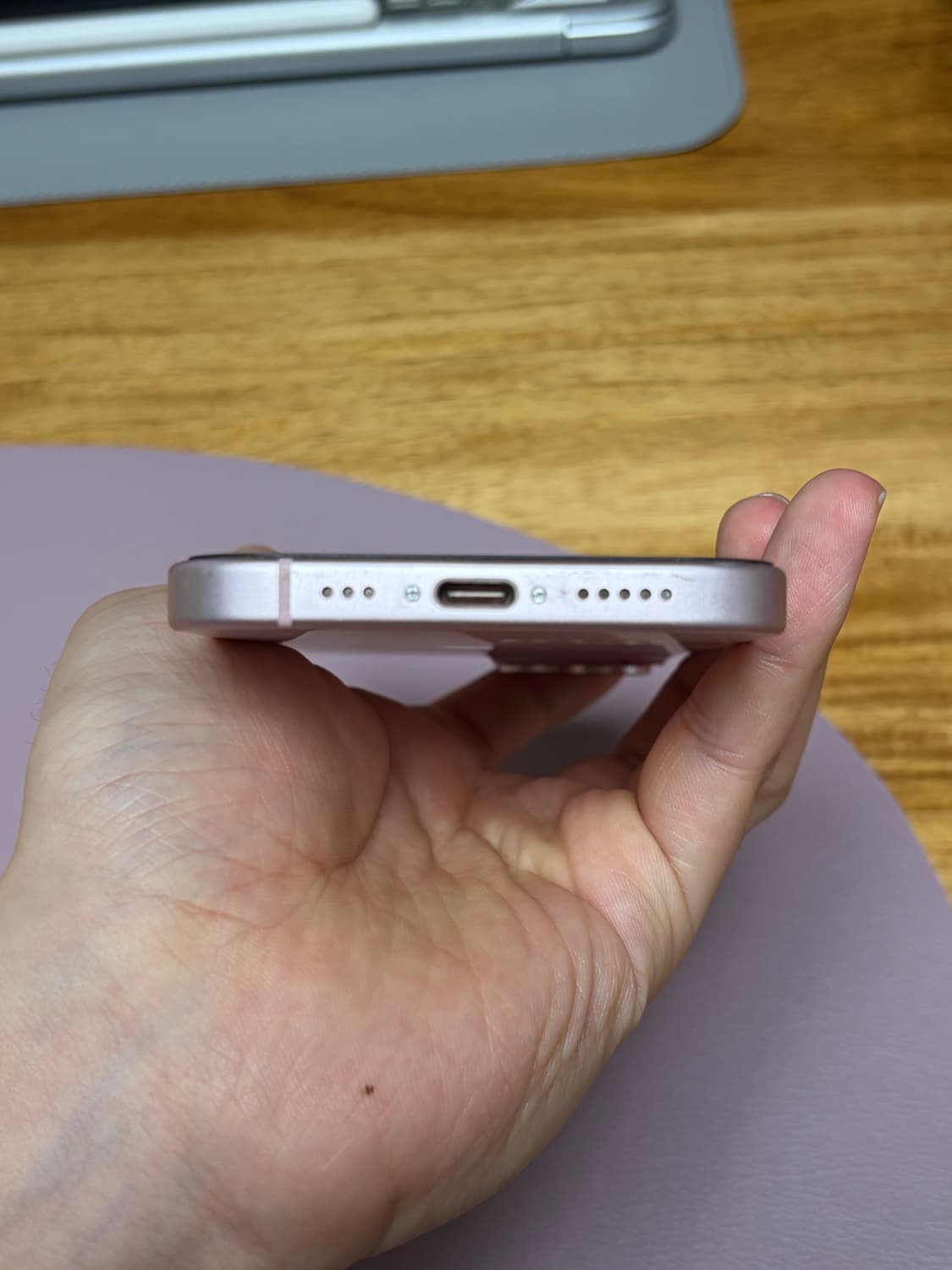 아이폰15 256GB 배터리효율82 상품이미지5