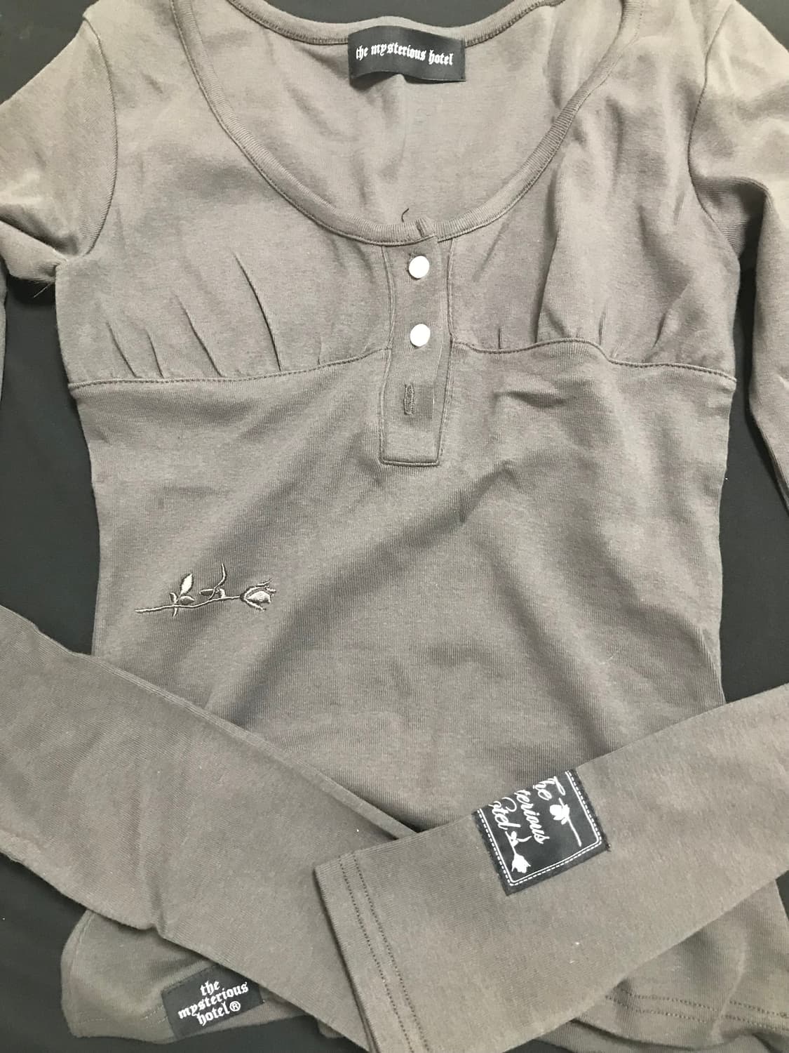 더미스테리어스호텔 shirring 88 button sleeve 상품이미지2