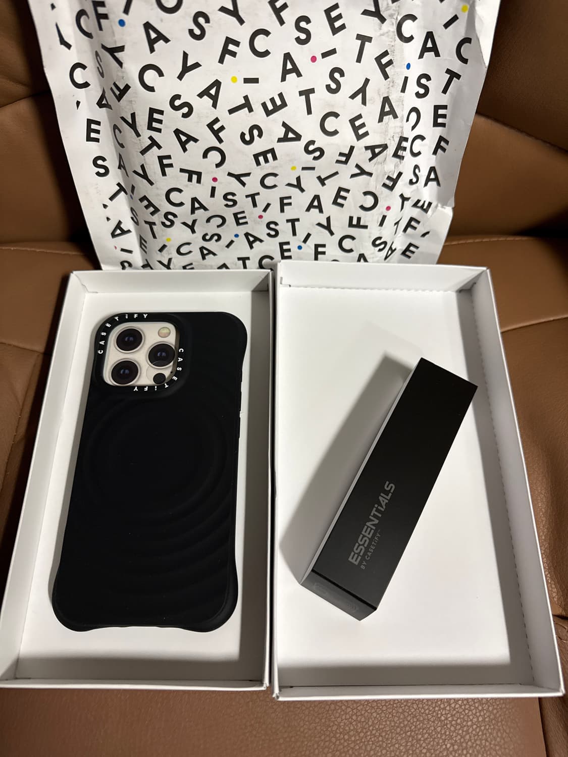 (새상품) 케이스티파이 아이폰 16PRO 리플케이스 블랙 상품이미지1